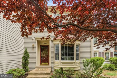 Photo of 11938 Sentinel Point Court, RESTON, VA 20191 (MLS # VAFX2311018)