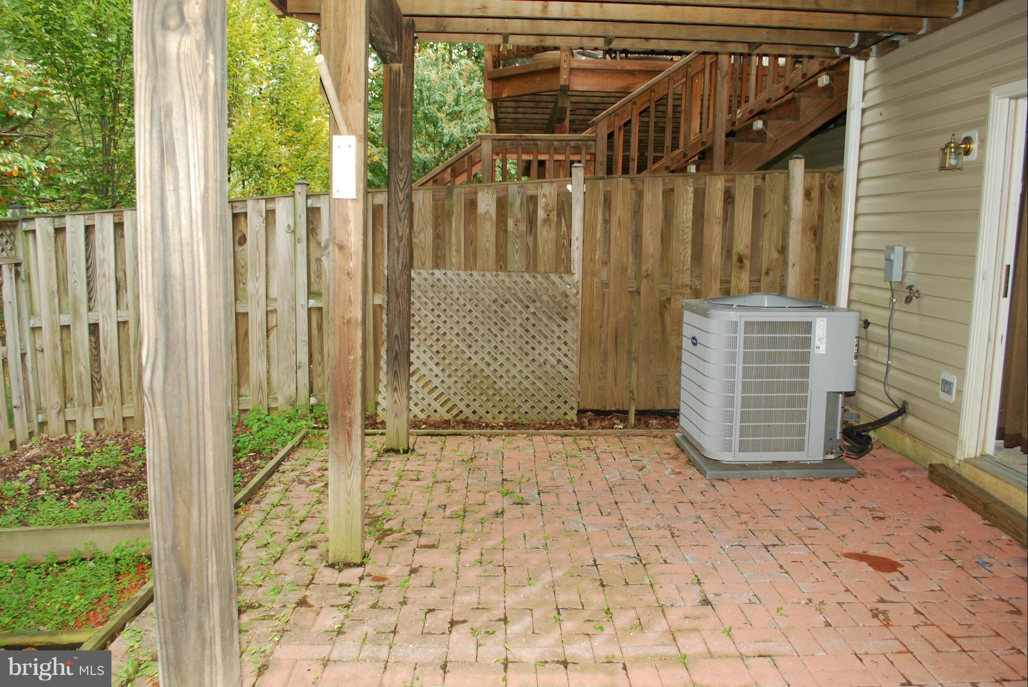 TOWNS AT STUART POINT - Residential