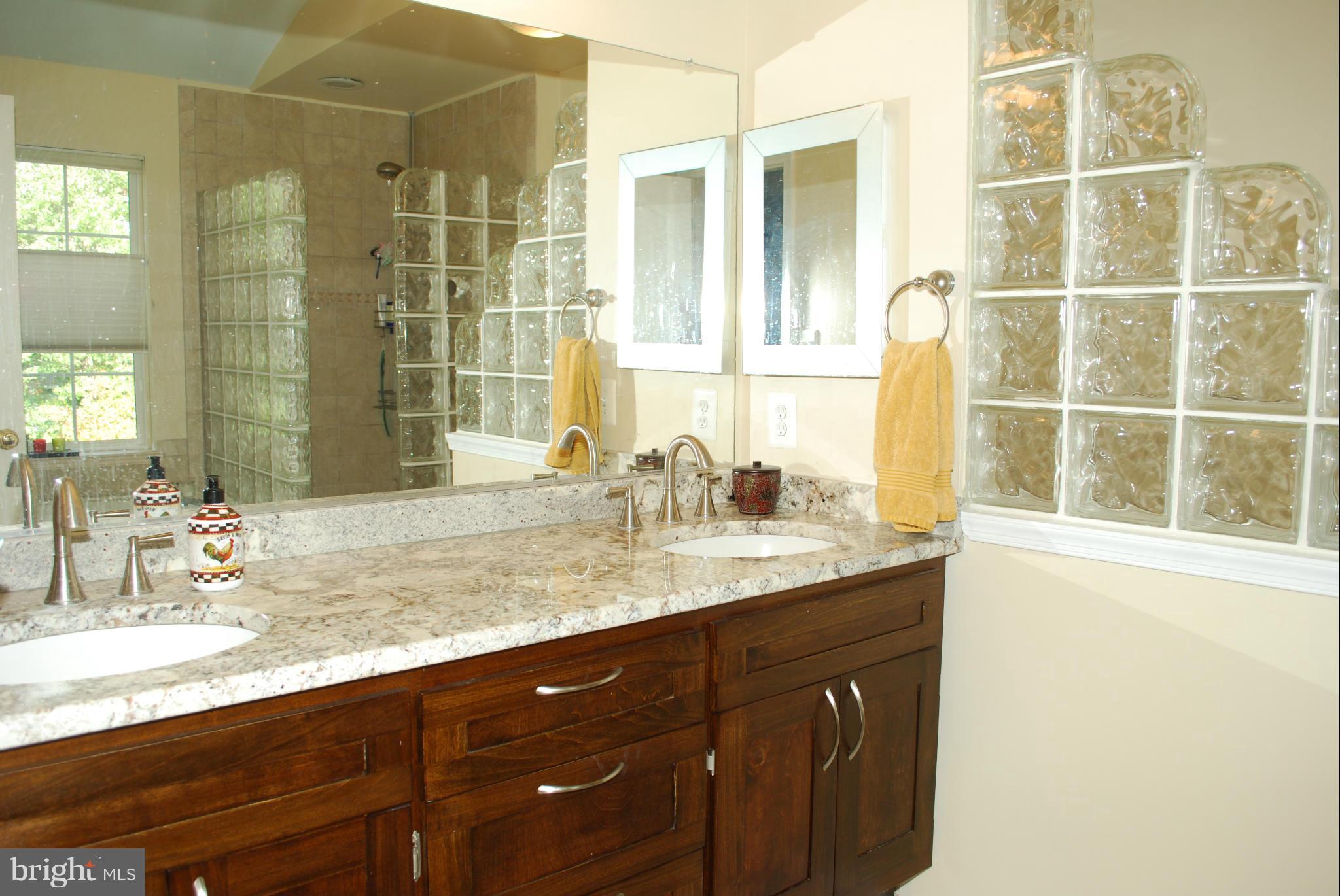 TOWNS AT STUART POINT - Residential