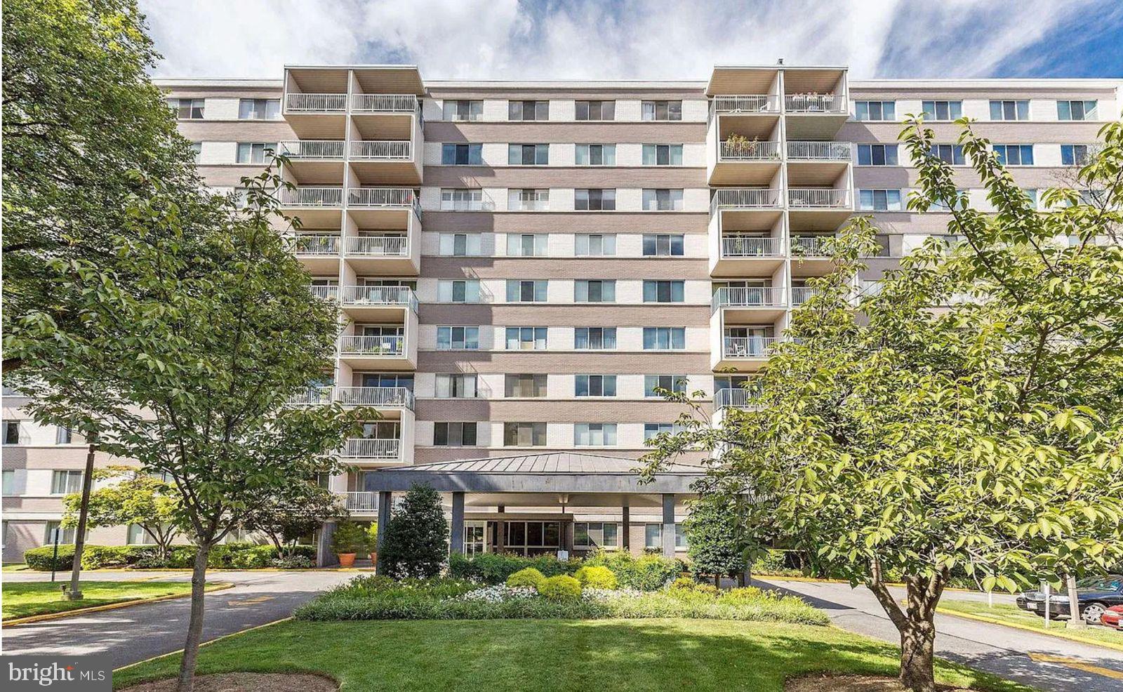 WHITEHALL - Residential