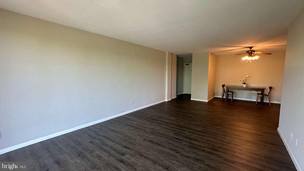 WHITEHALL - Residential