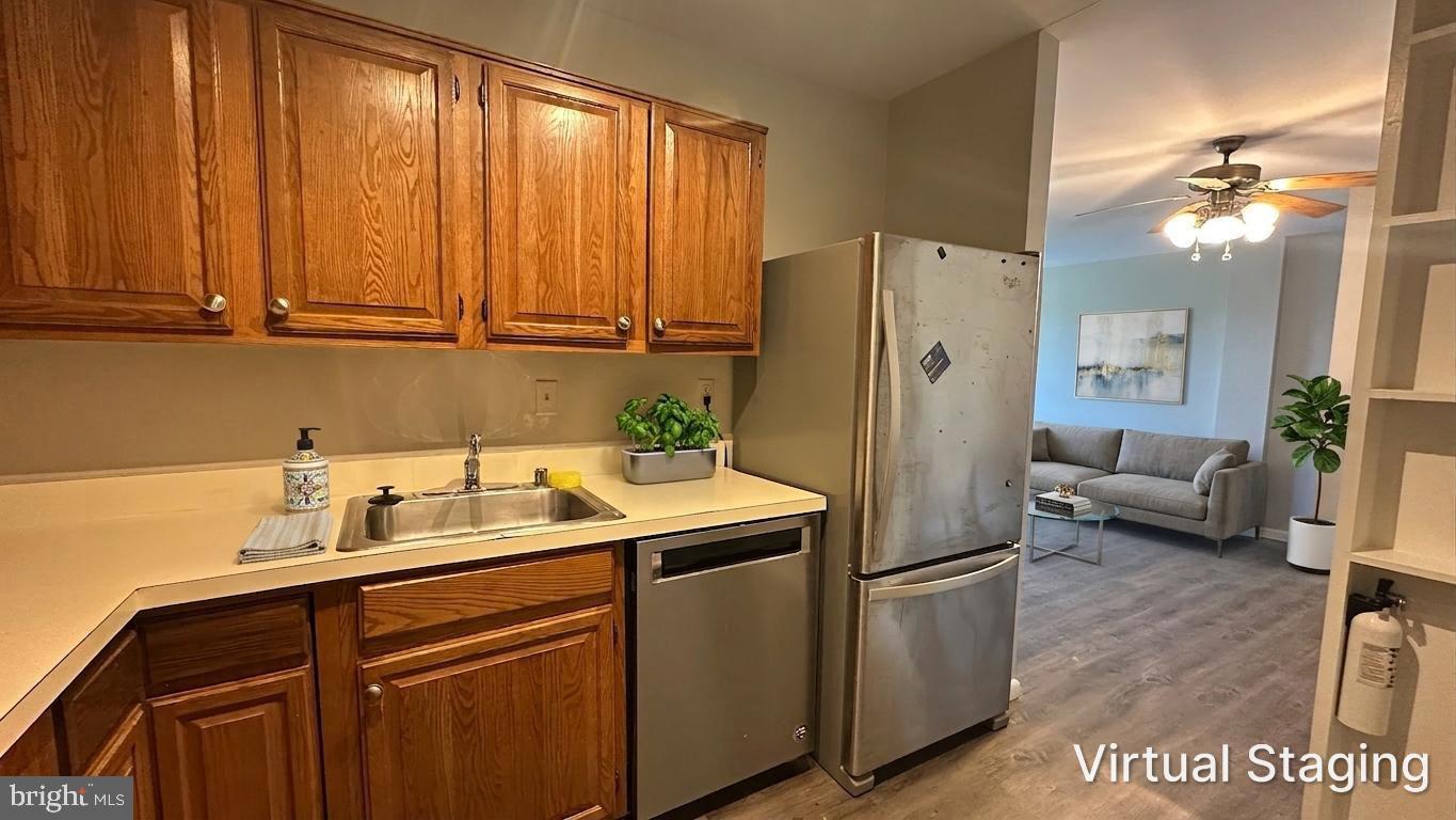 WHITEHALL - Residential