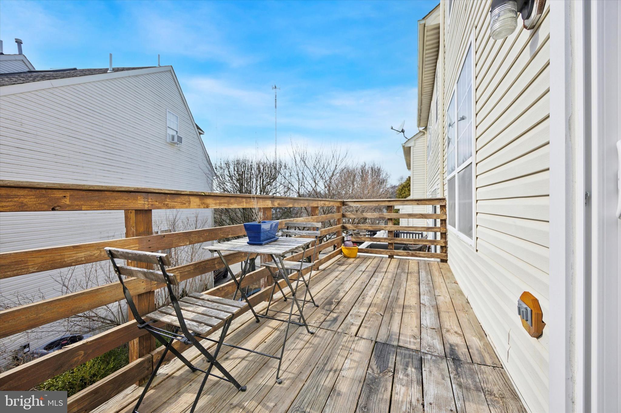 CINNAMON HILL - Residential