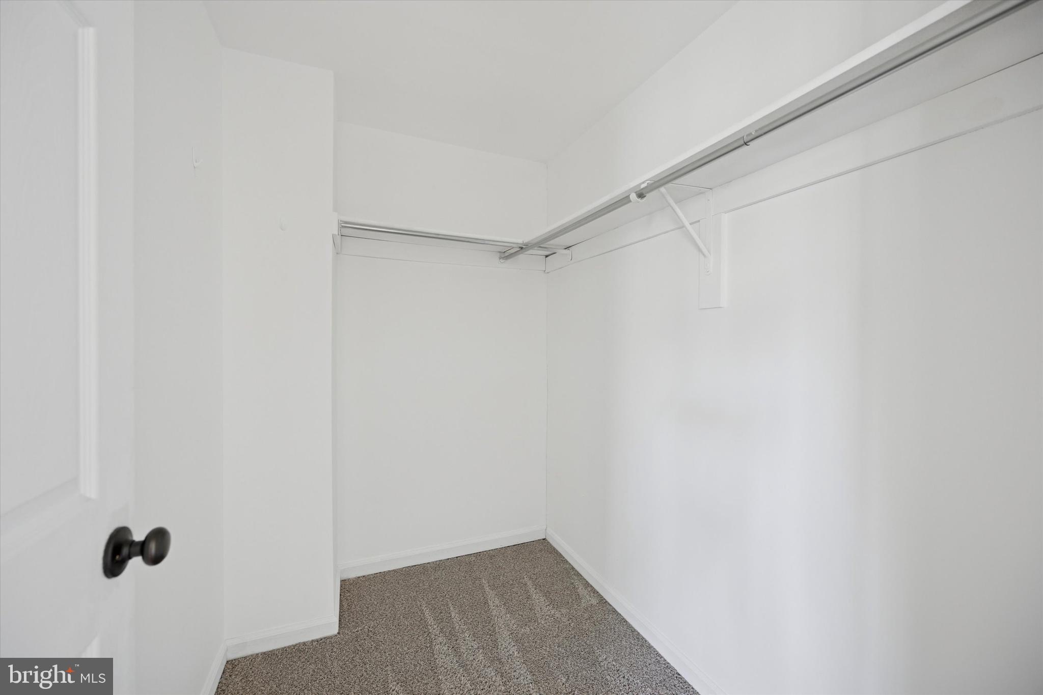 CINNAMON HILL - Residential