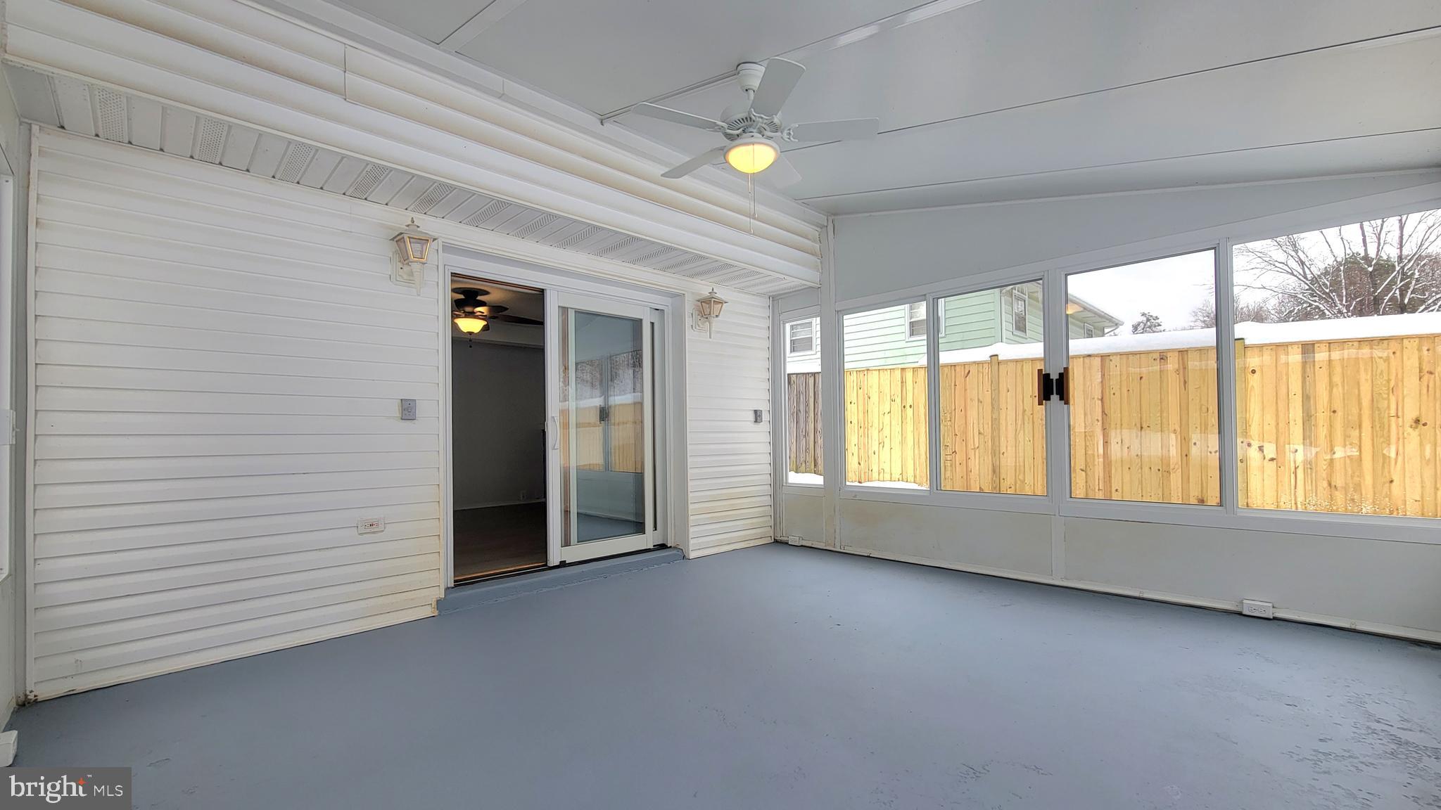 DALE CITY - Residential