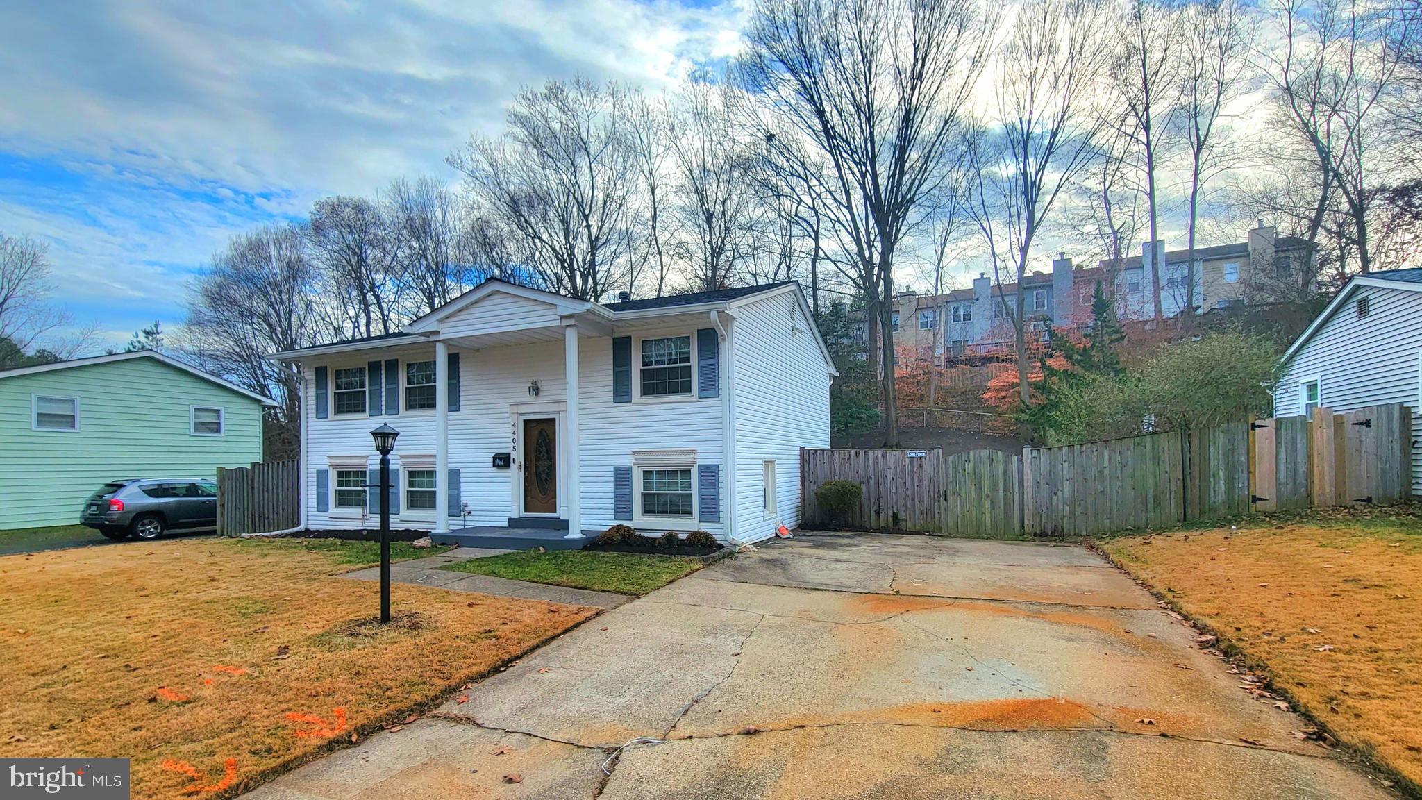 DALE CITY - Residential