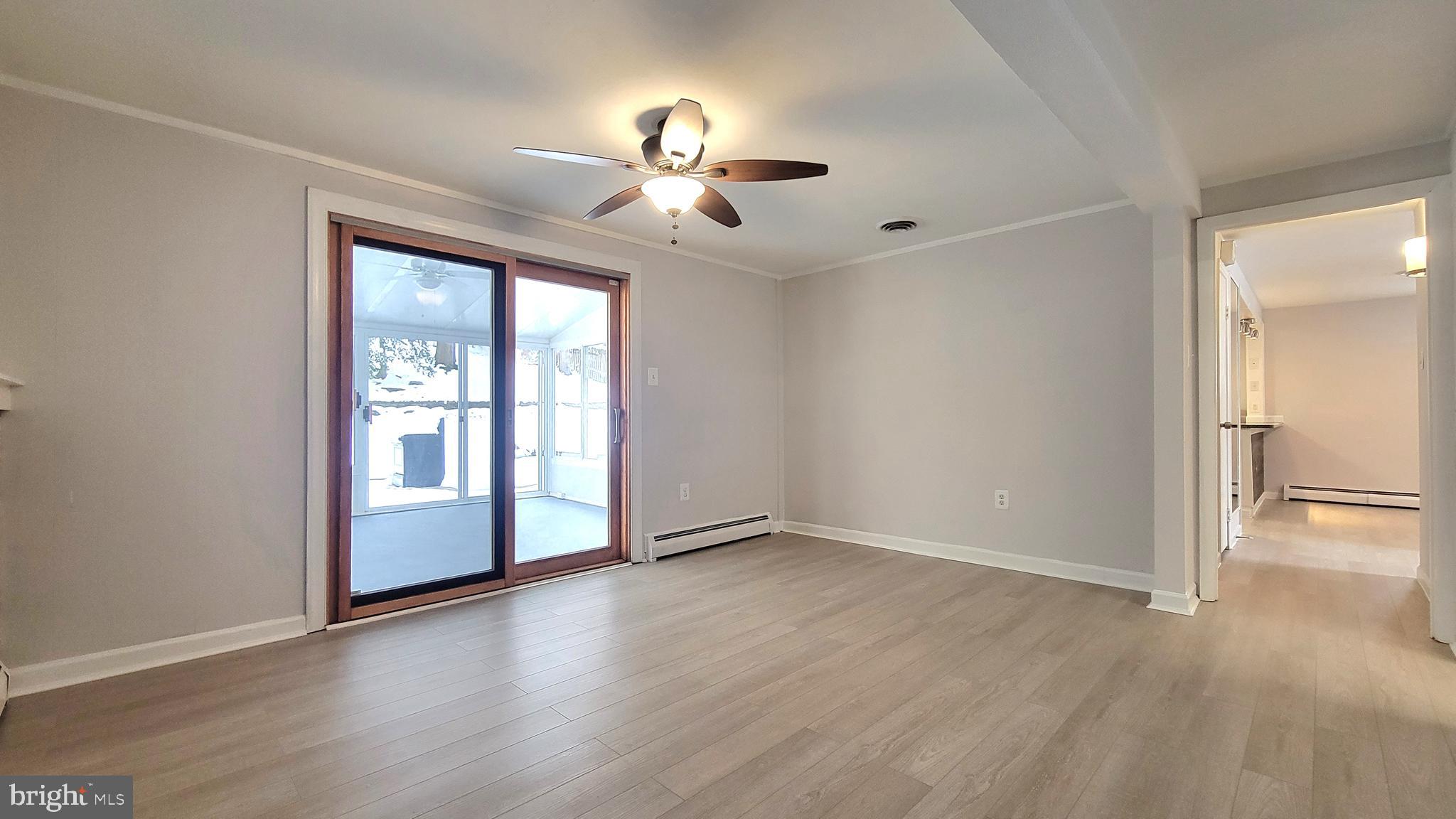 DALE CITY - Residential