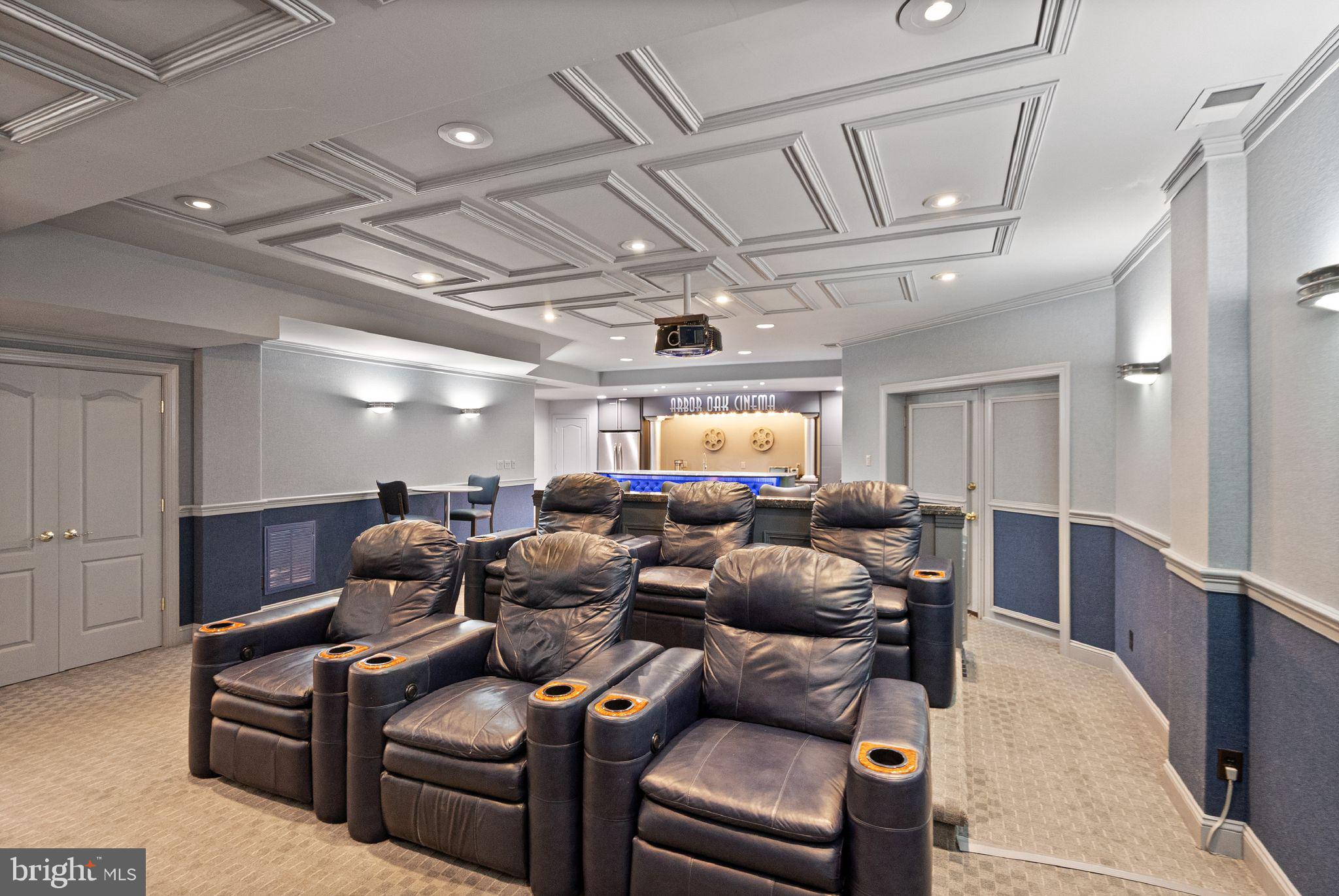 CARIS GLENNE - Residential