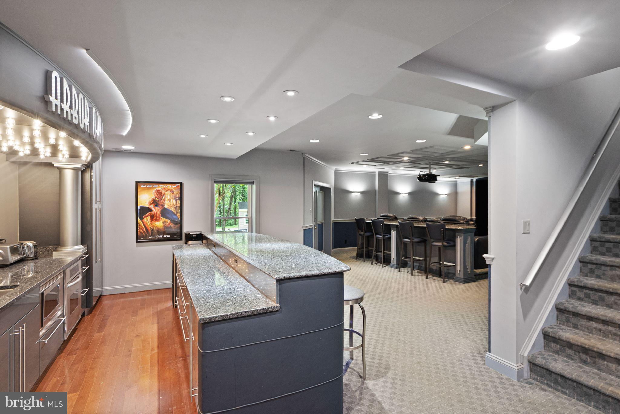 CARIS GLENNE - Residential