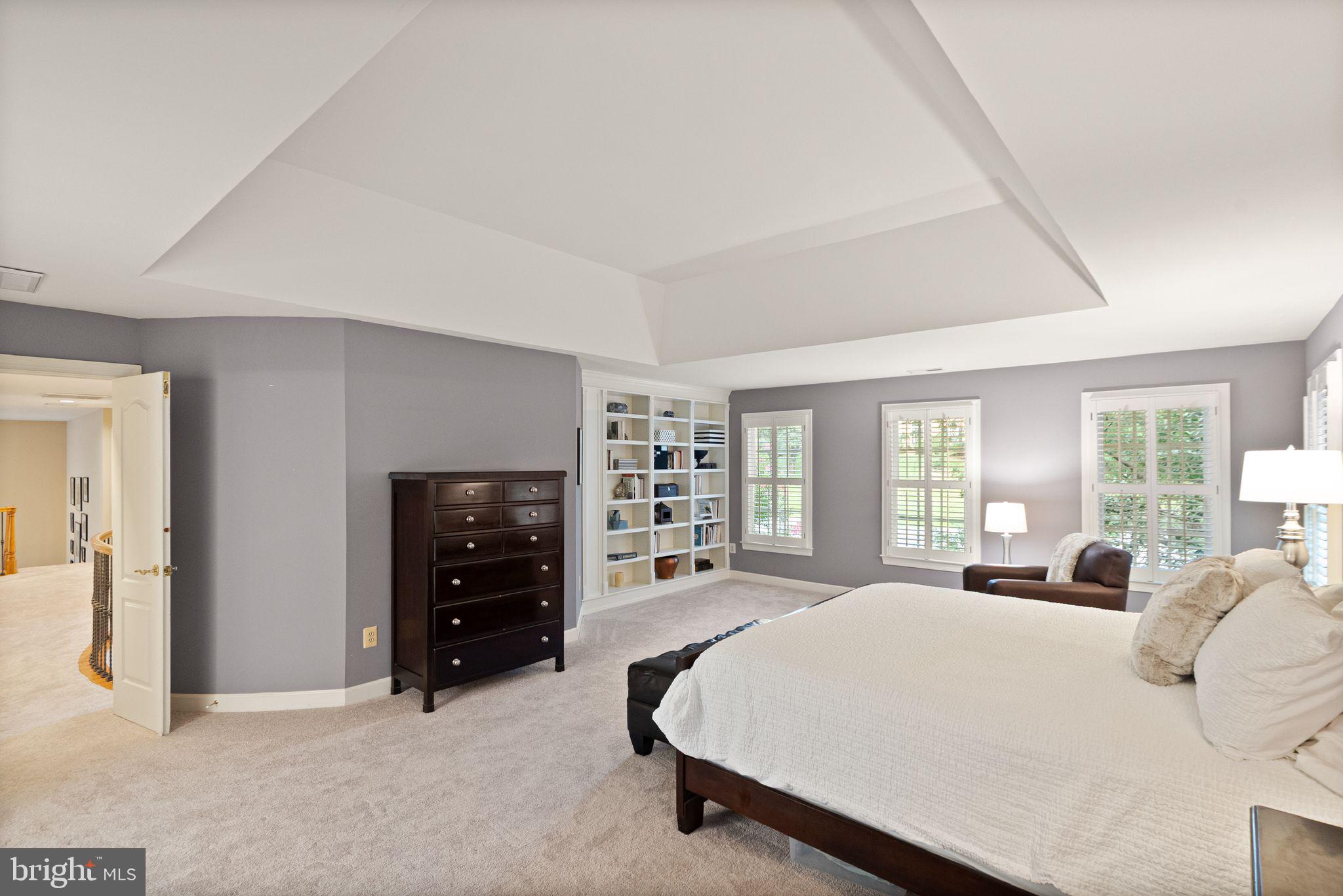 CARIS GLENNE - Residential