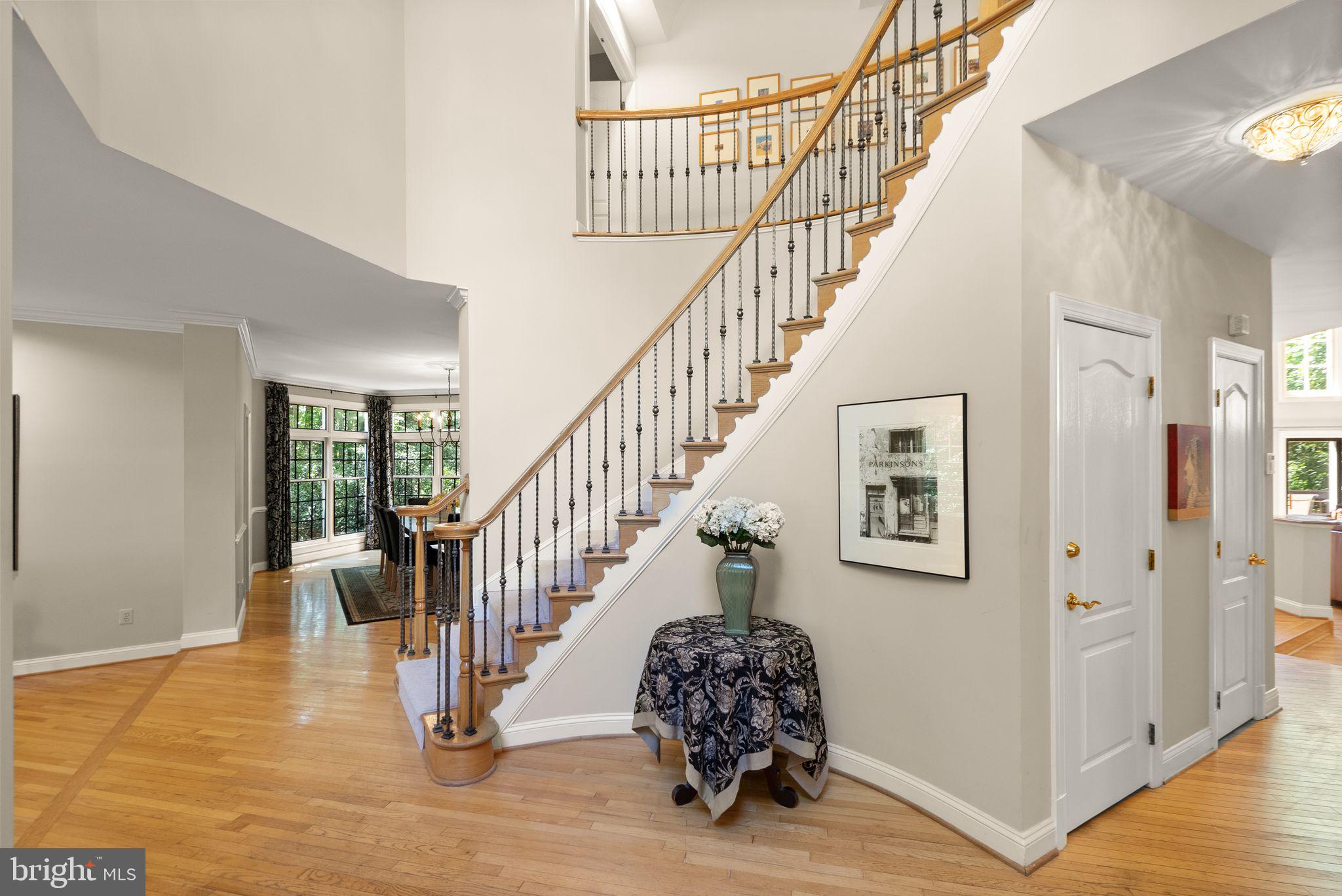 CARIS GLENNE - Residential