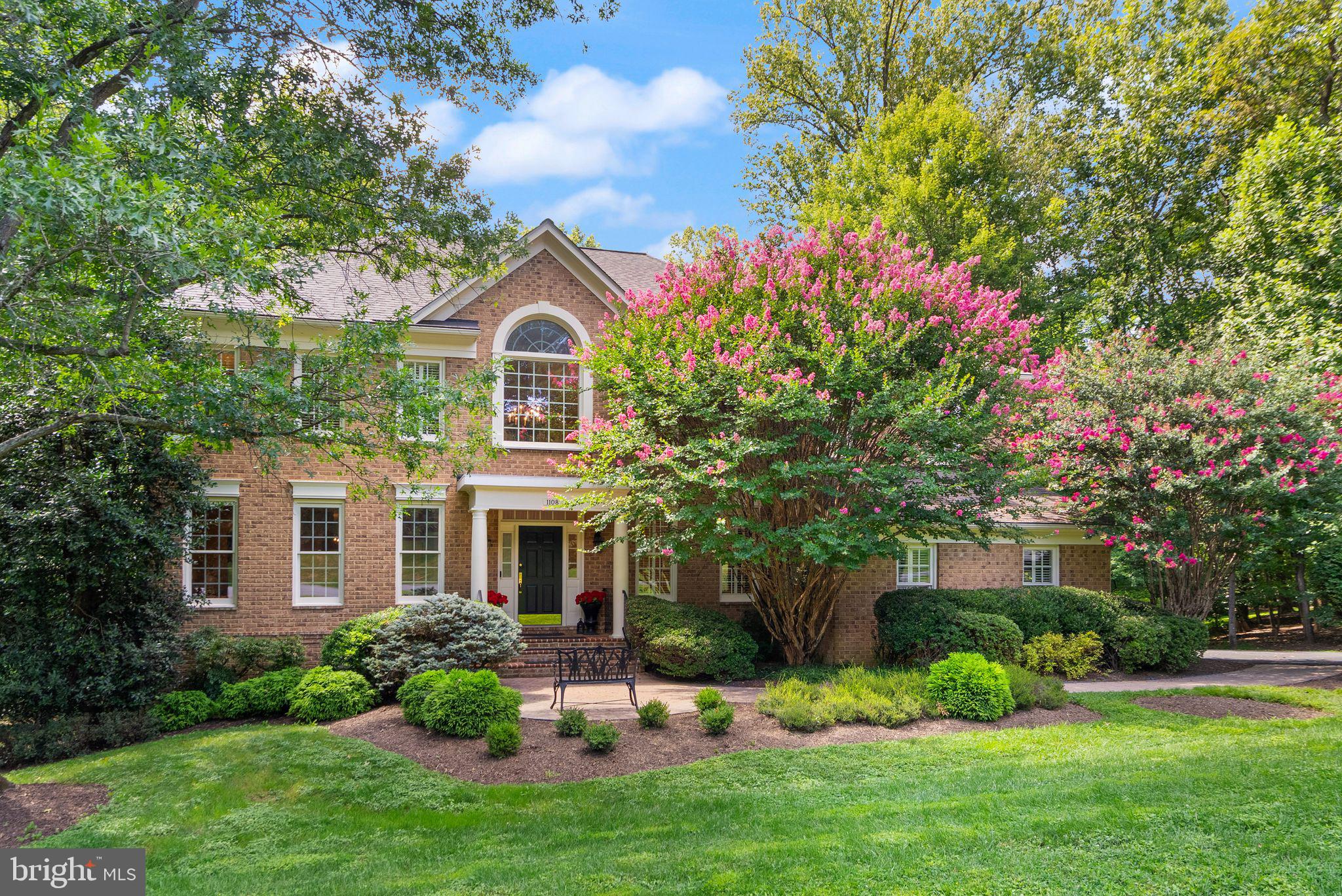 1108 ARBOROAK PLACE