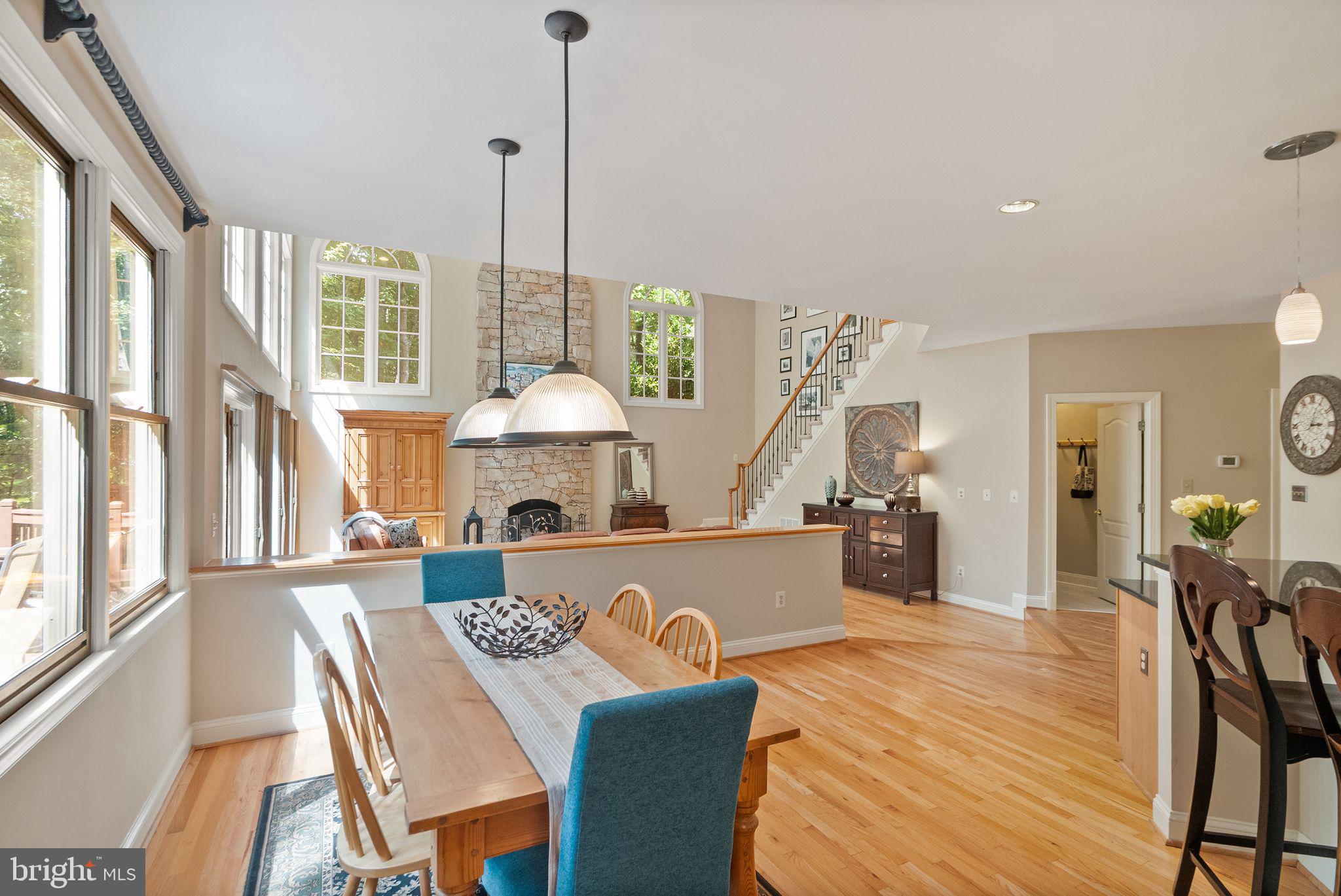 CARIS GLENNE - Residential