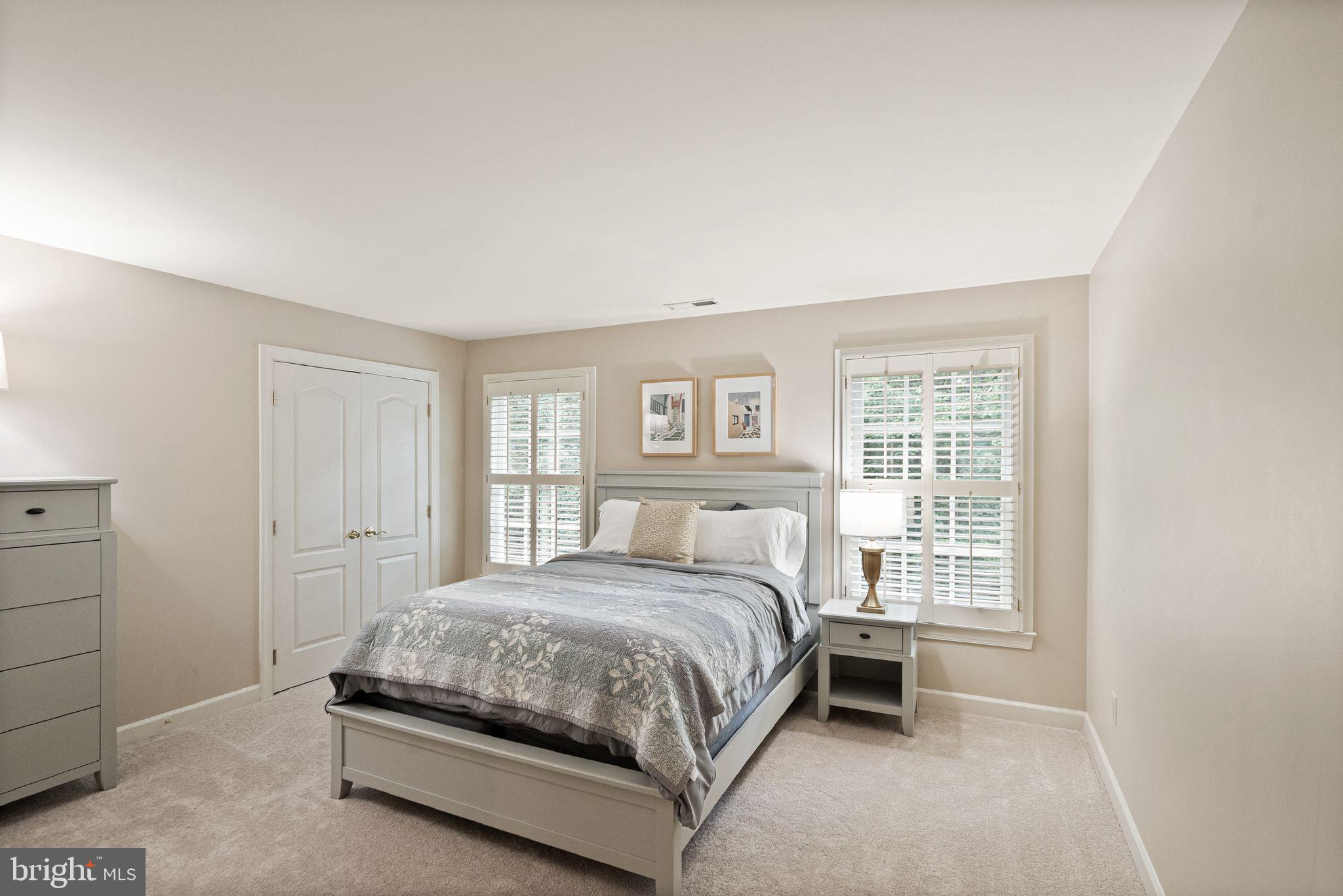 CARIS GLENNE - Residential