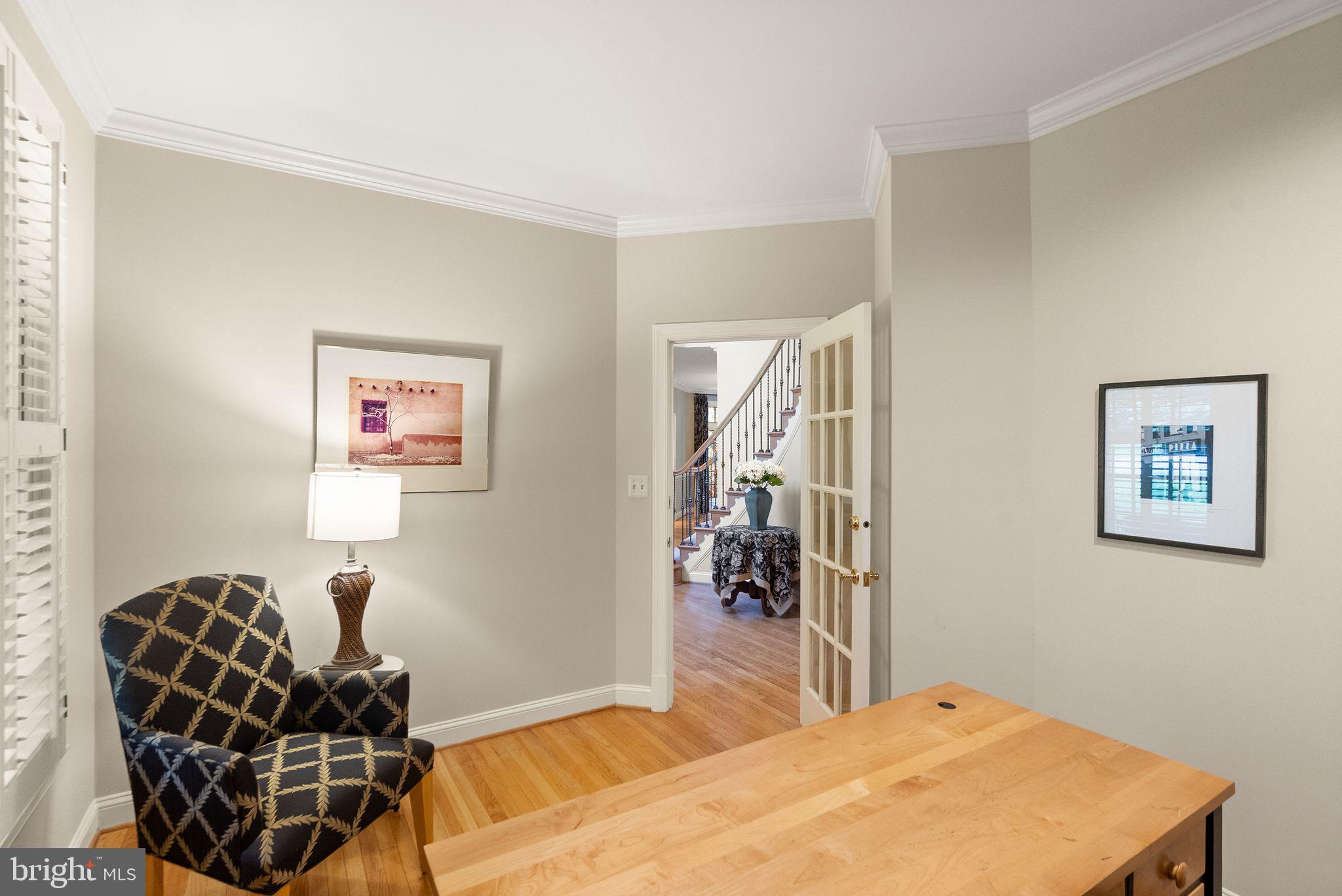 CARIS GLENNE - Residential