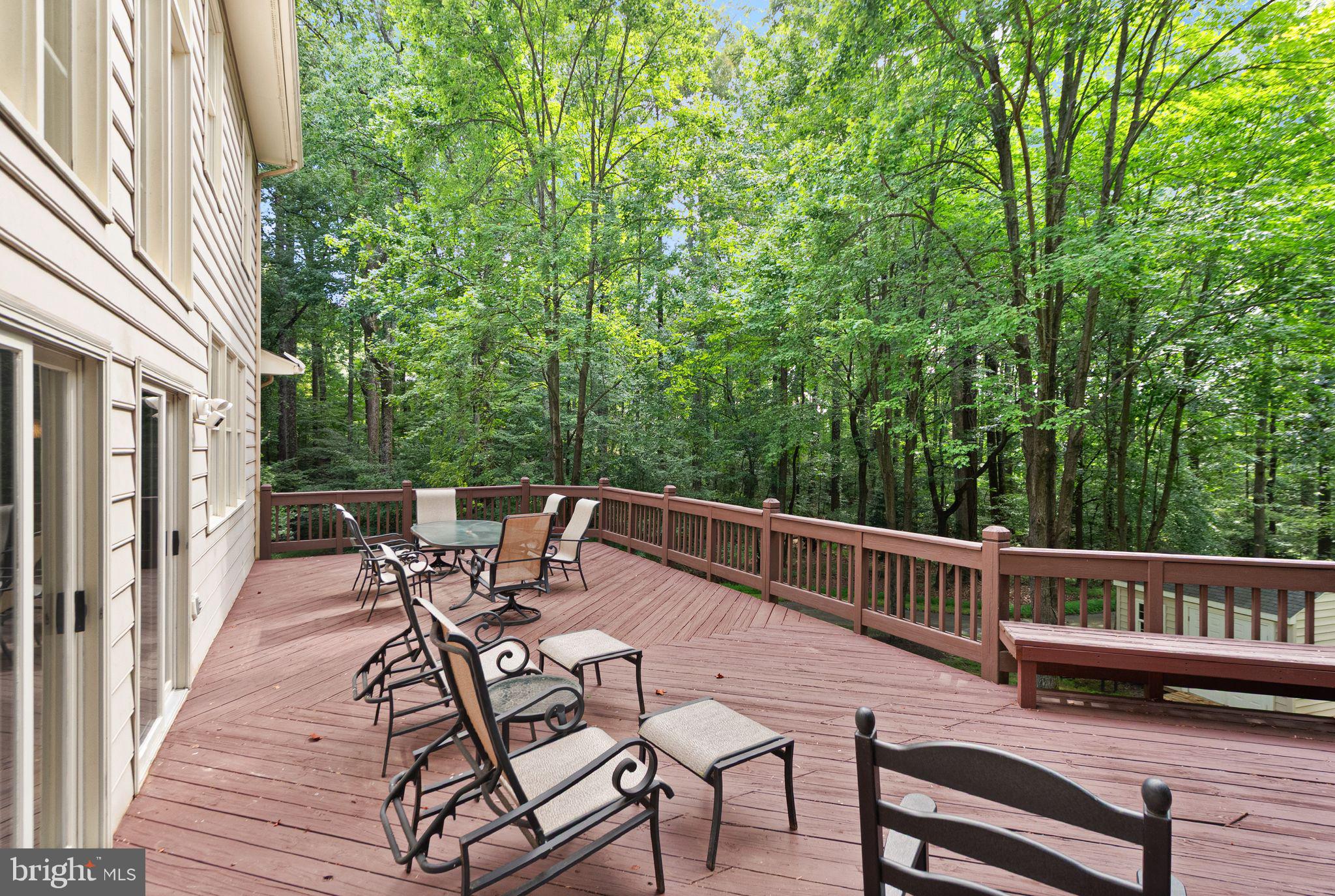 CARIS GLENNE - Residential