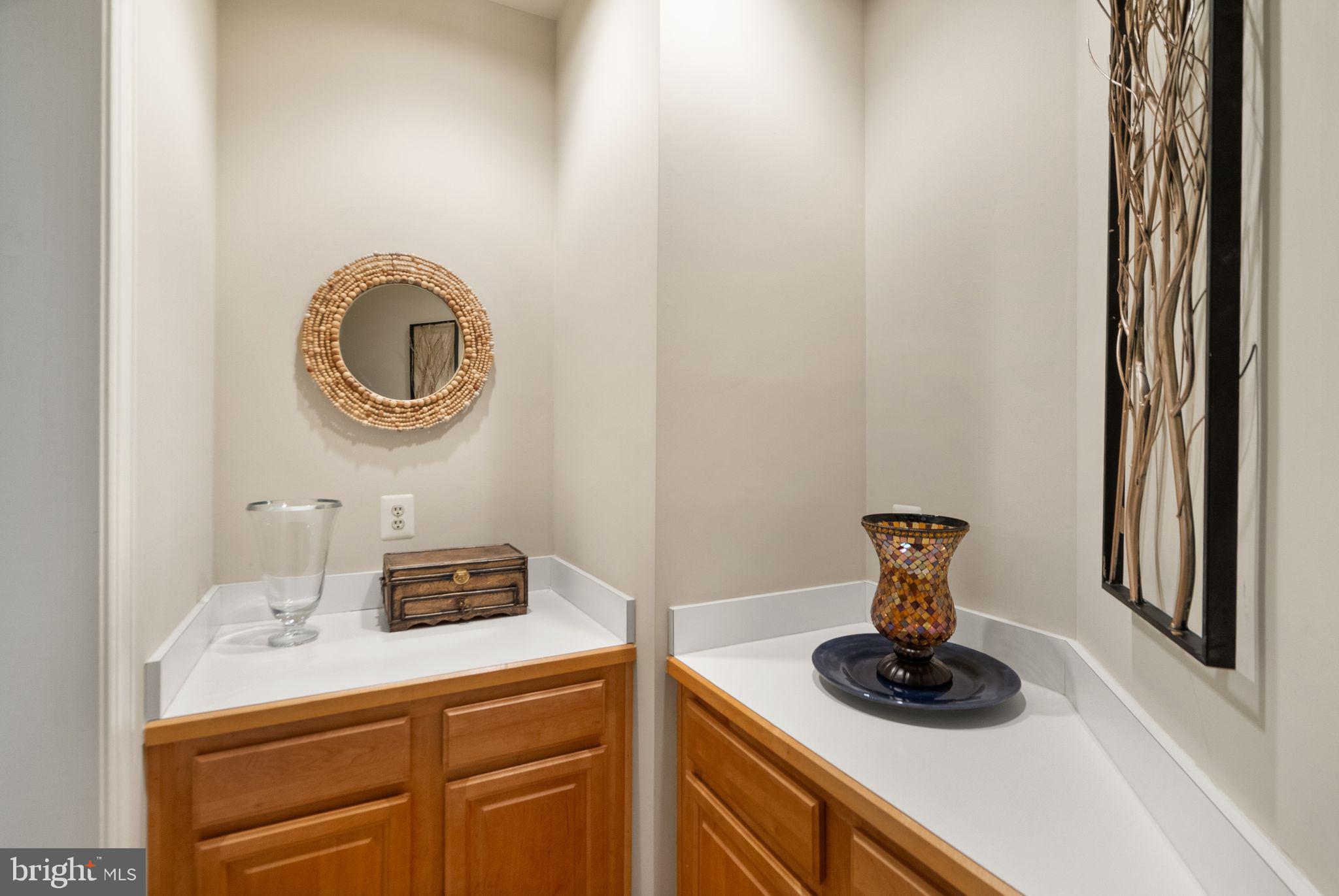 CARIS GLENNE - Residential