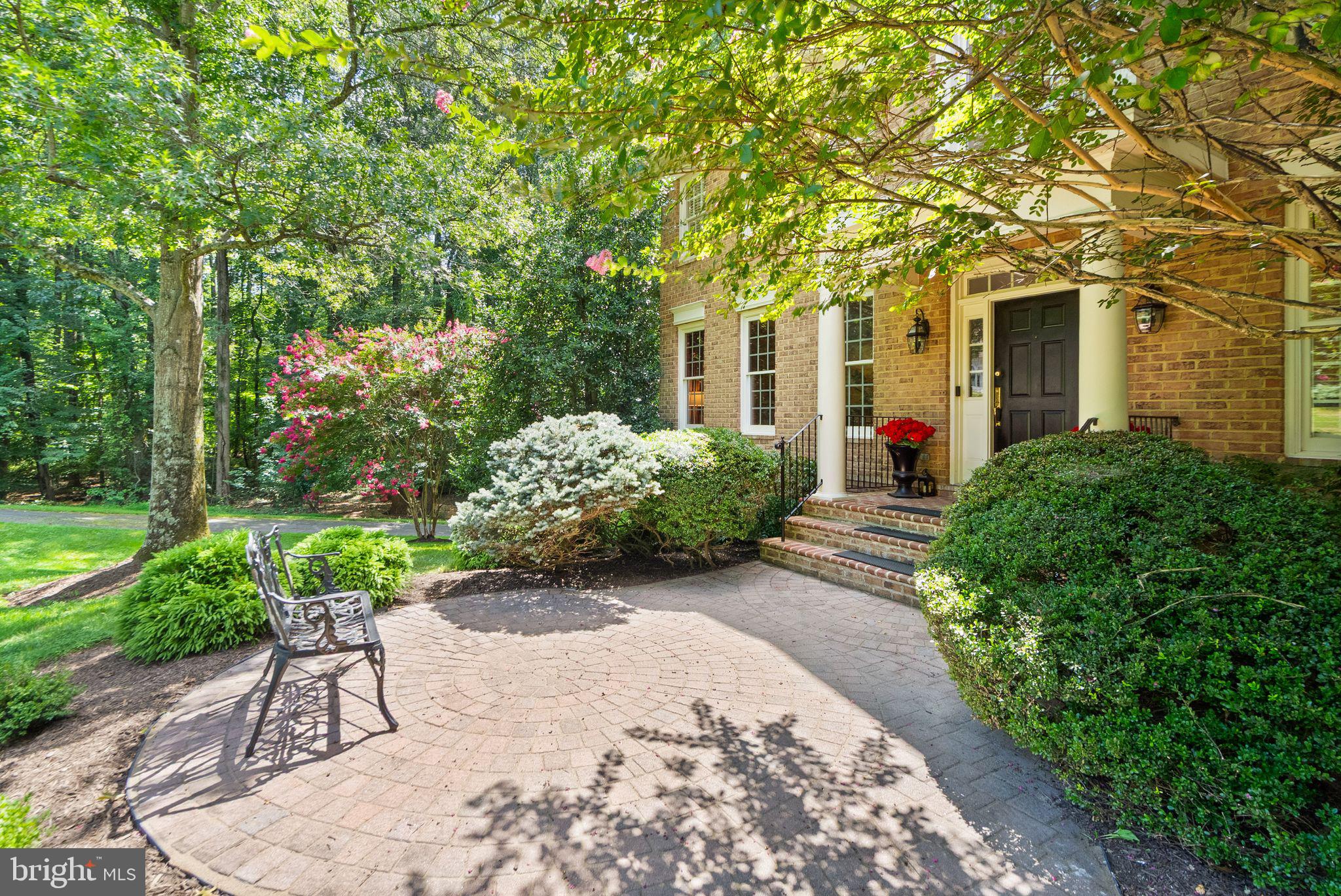 CARIS GLENNE - Residential