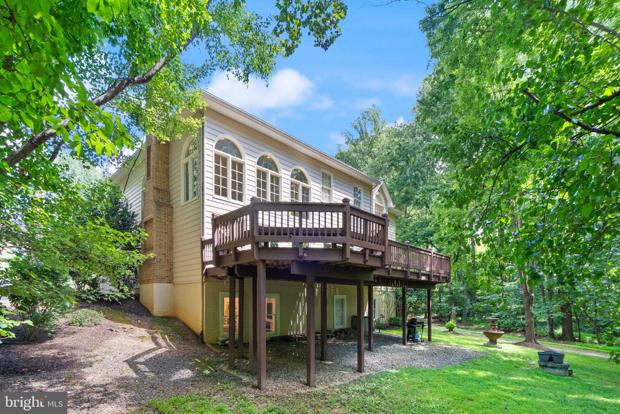 CARIS GLENNE - Residential