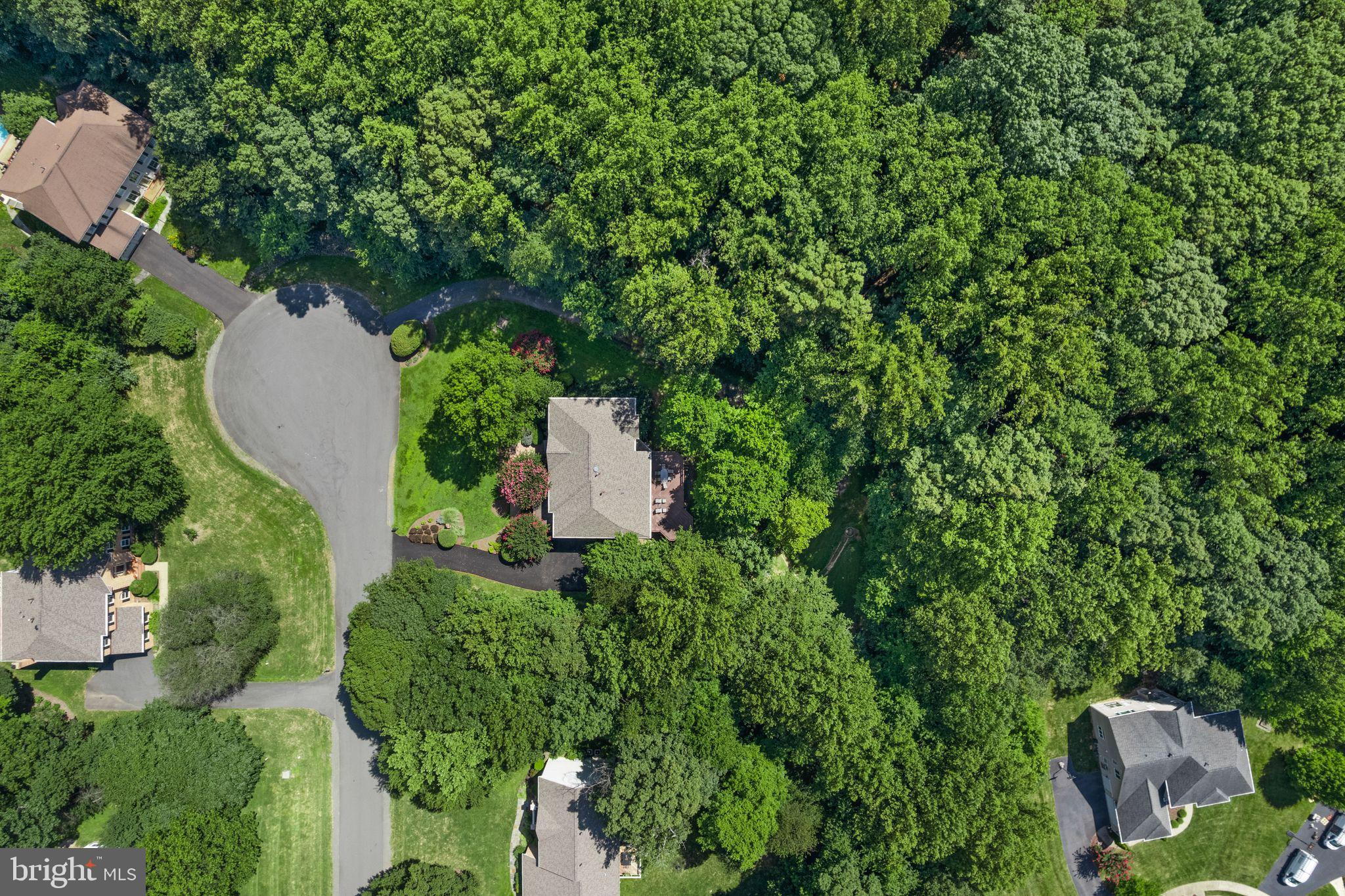 CARIS GLENNE - Residential