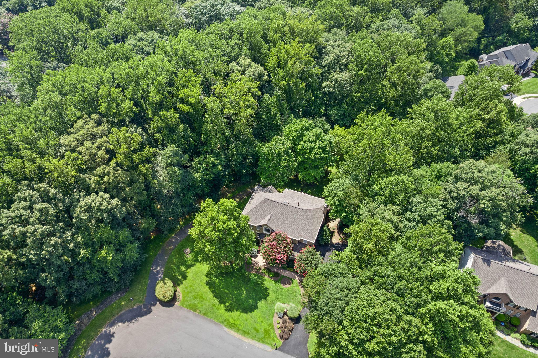 CARIS GLENNE - Residential