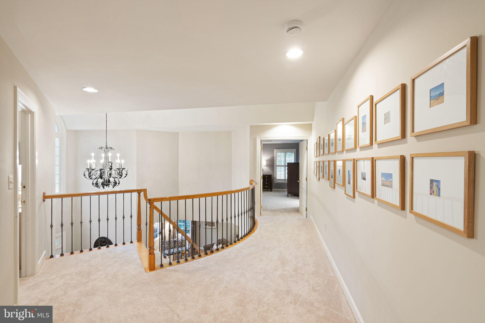 CARIS GLENNE - Residential