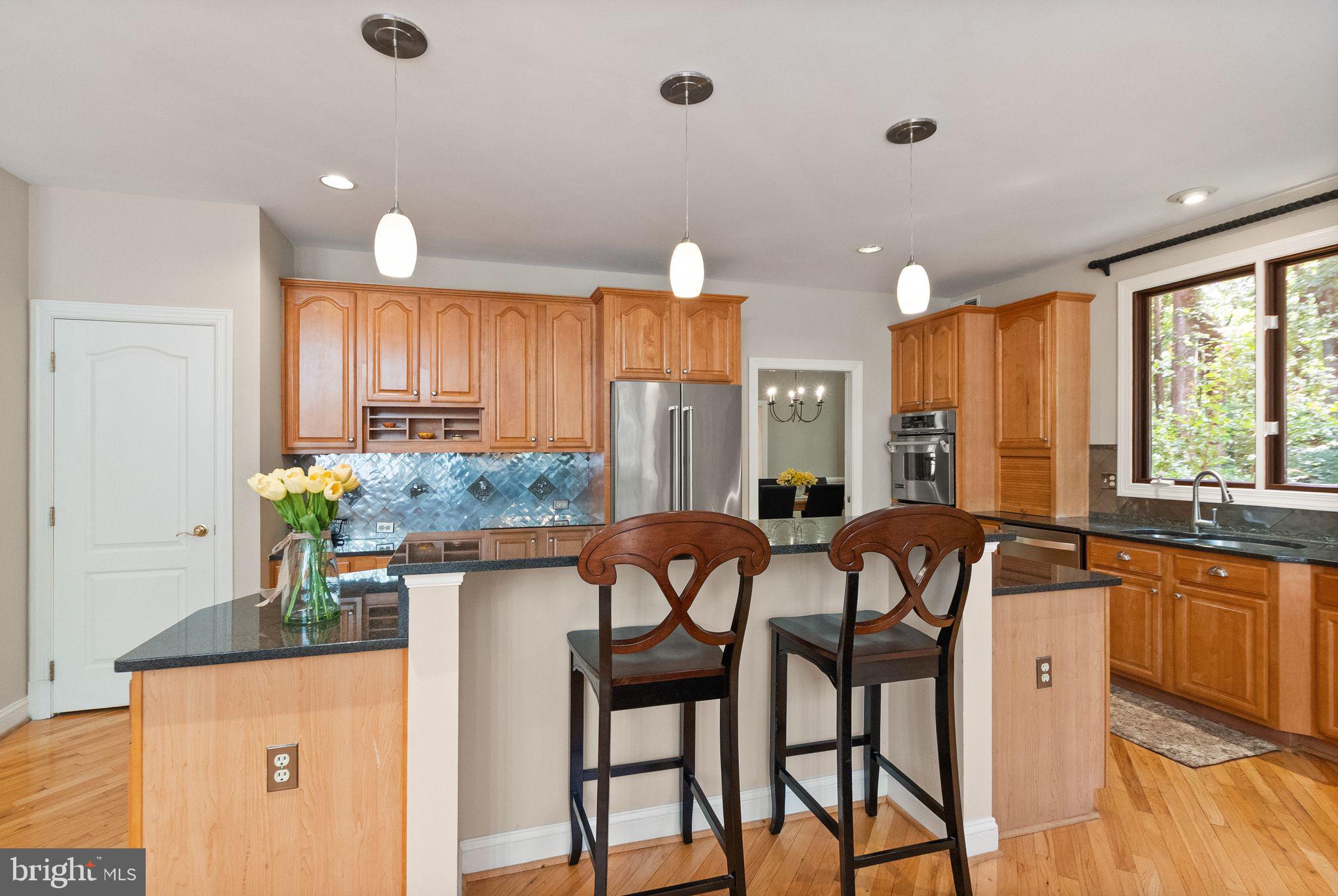 CARIS GLENNE - Residential