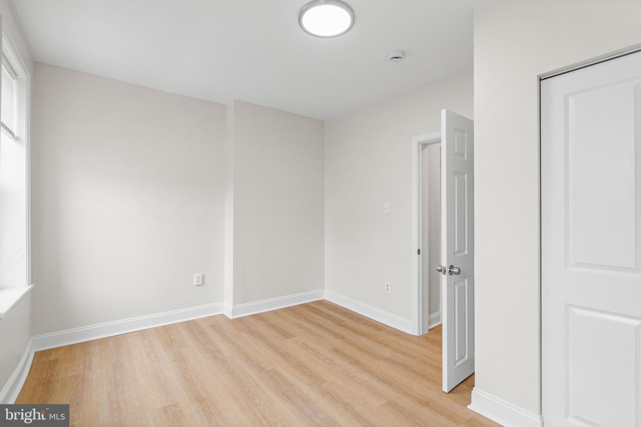 PORT RICHMOND - Residential