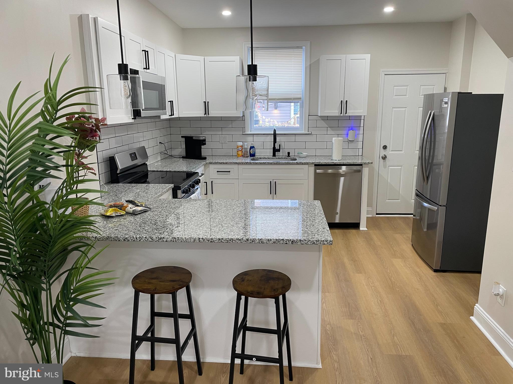 PORT RICHMOND - Residential