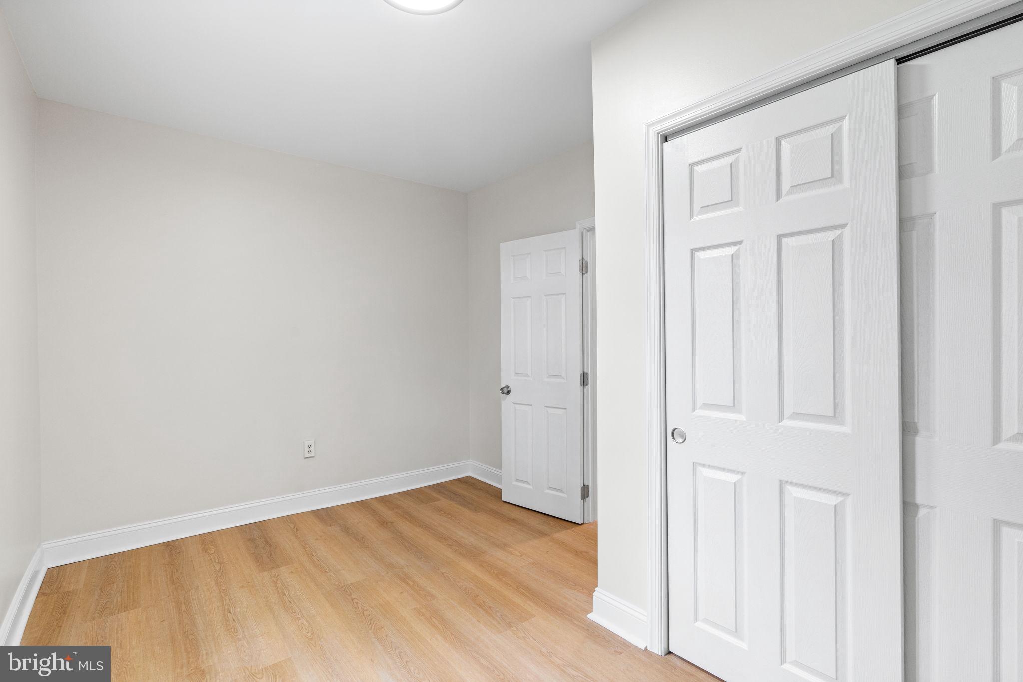 PORT RICHMOND - Residential