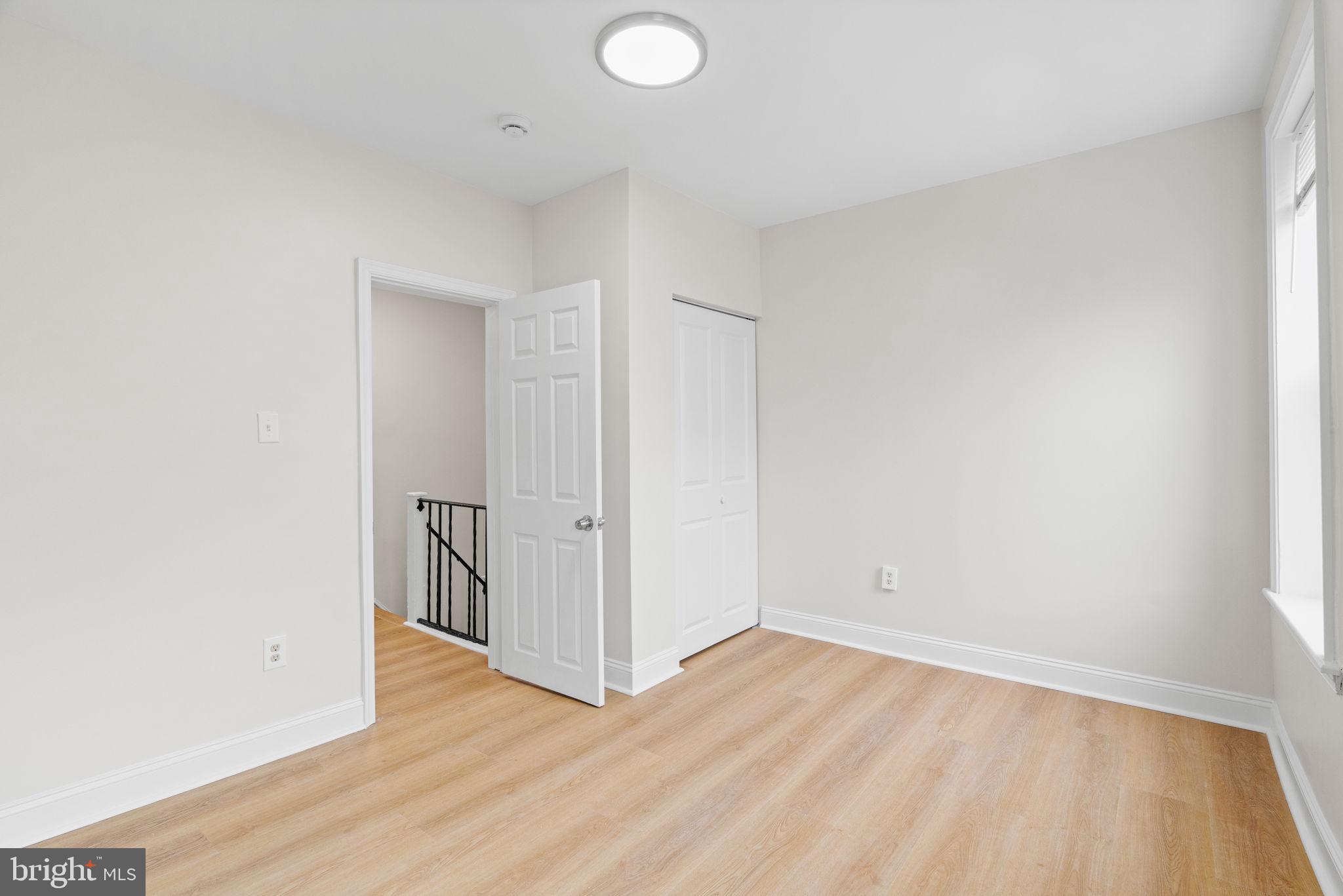 PORT RICHMOND - Residential