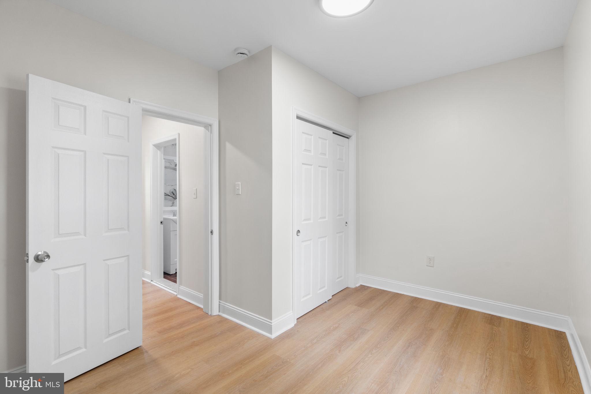 PORT RICHMOND - Residential