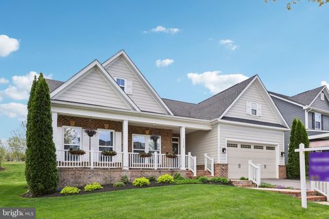 Photo of 17518 Spring Cress Drive, DUMFRIES, VA 22026 (MLS # VAPW2112470)