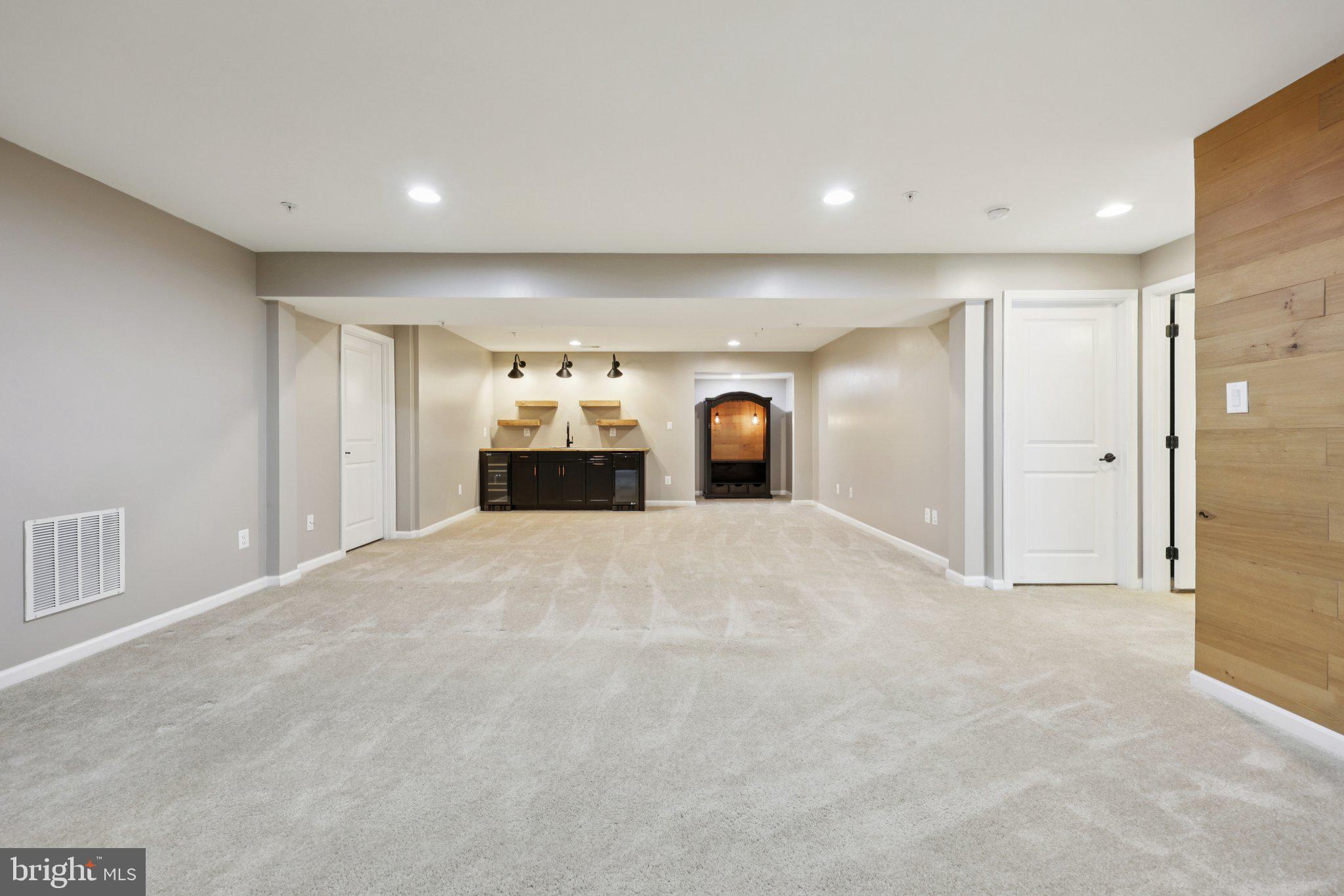 POTOMAC SHORES - Residential