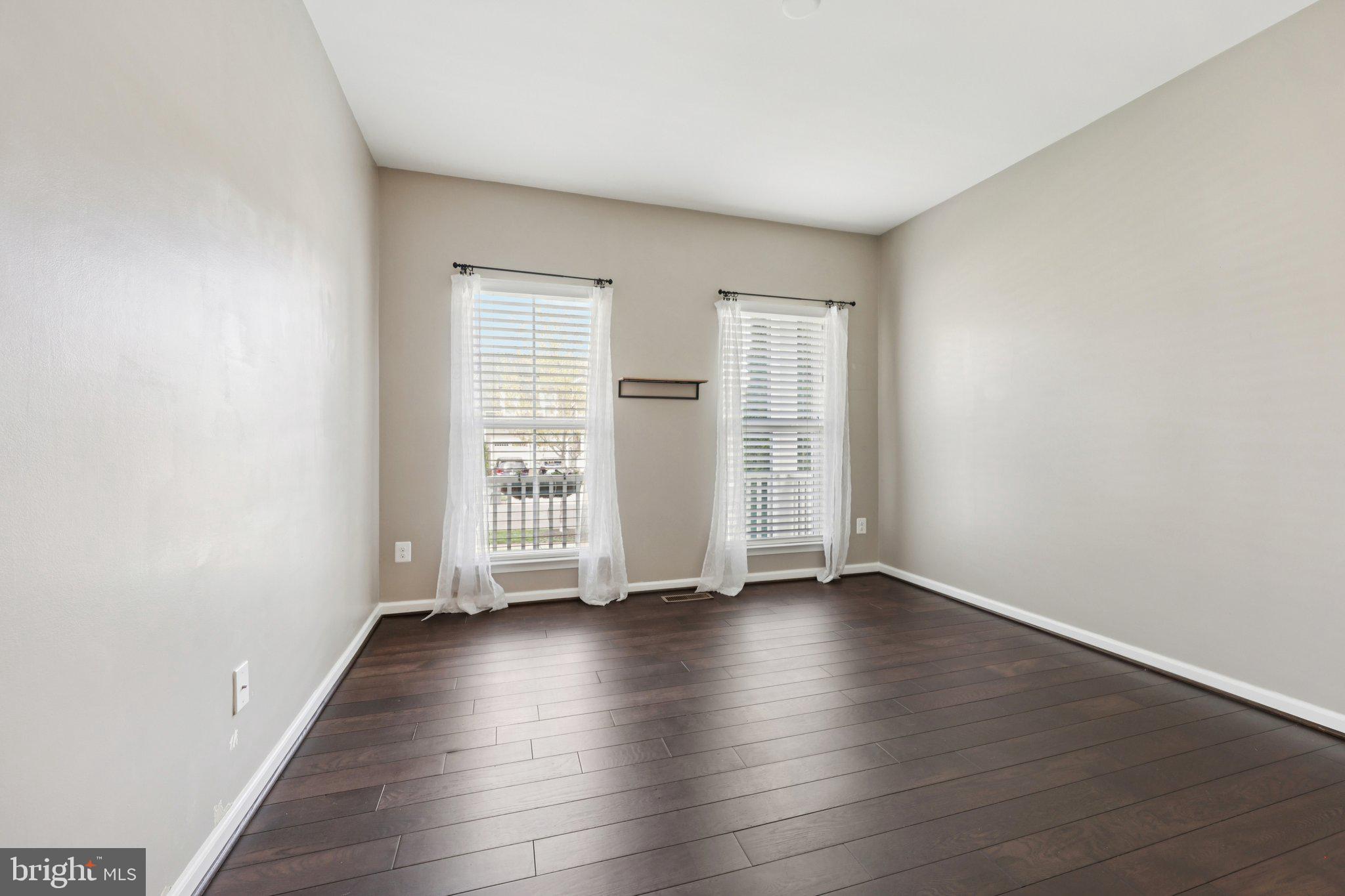 POTOMAC SHORES - Residential