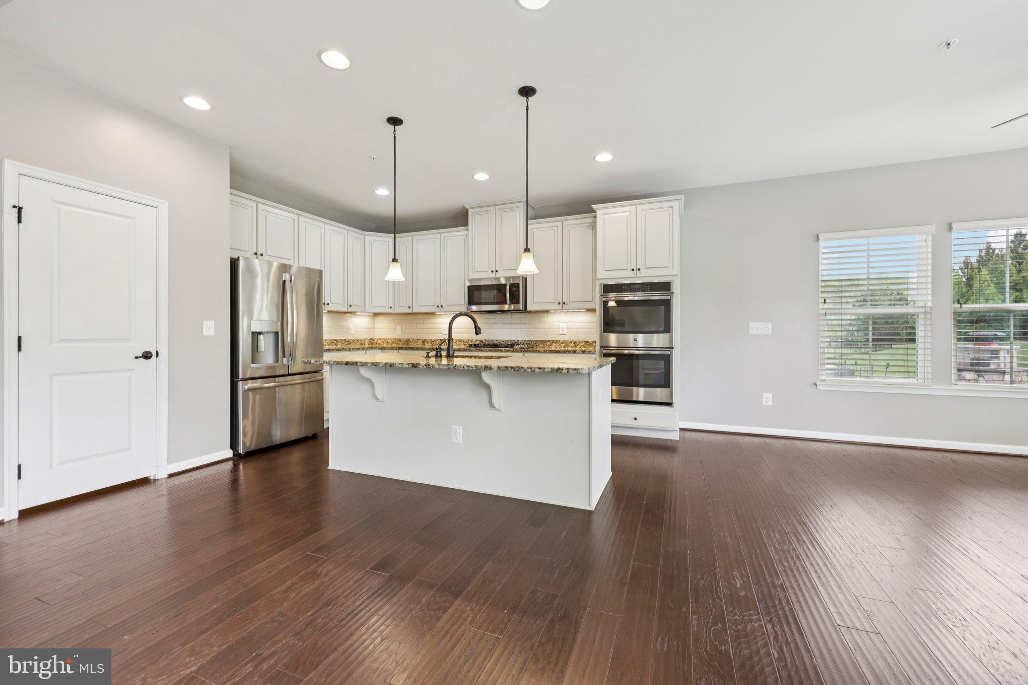 POTOMAC SHORES - Residential