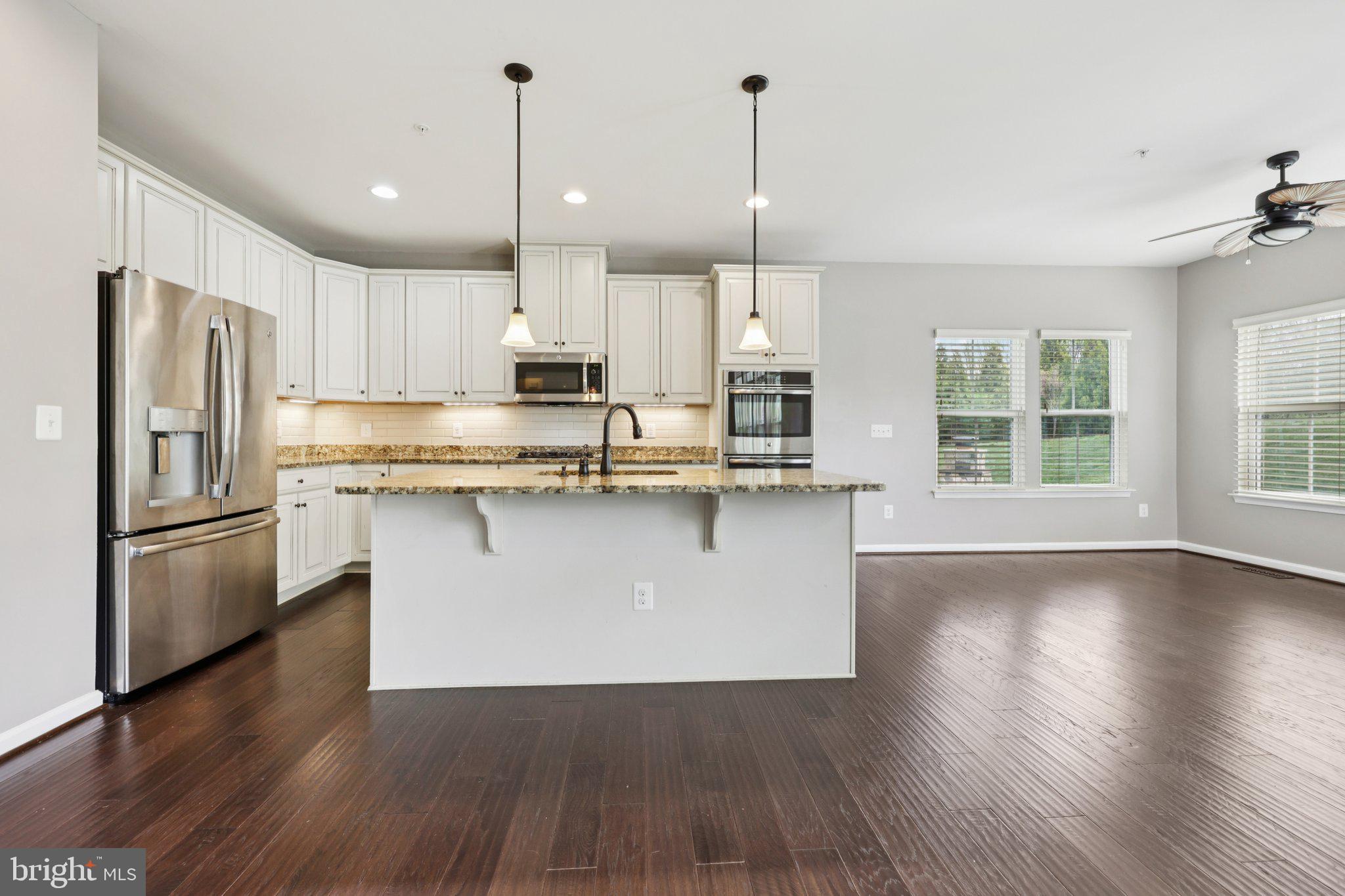 POTOMAC SHORES - Residential