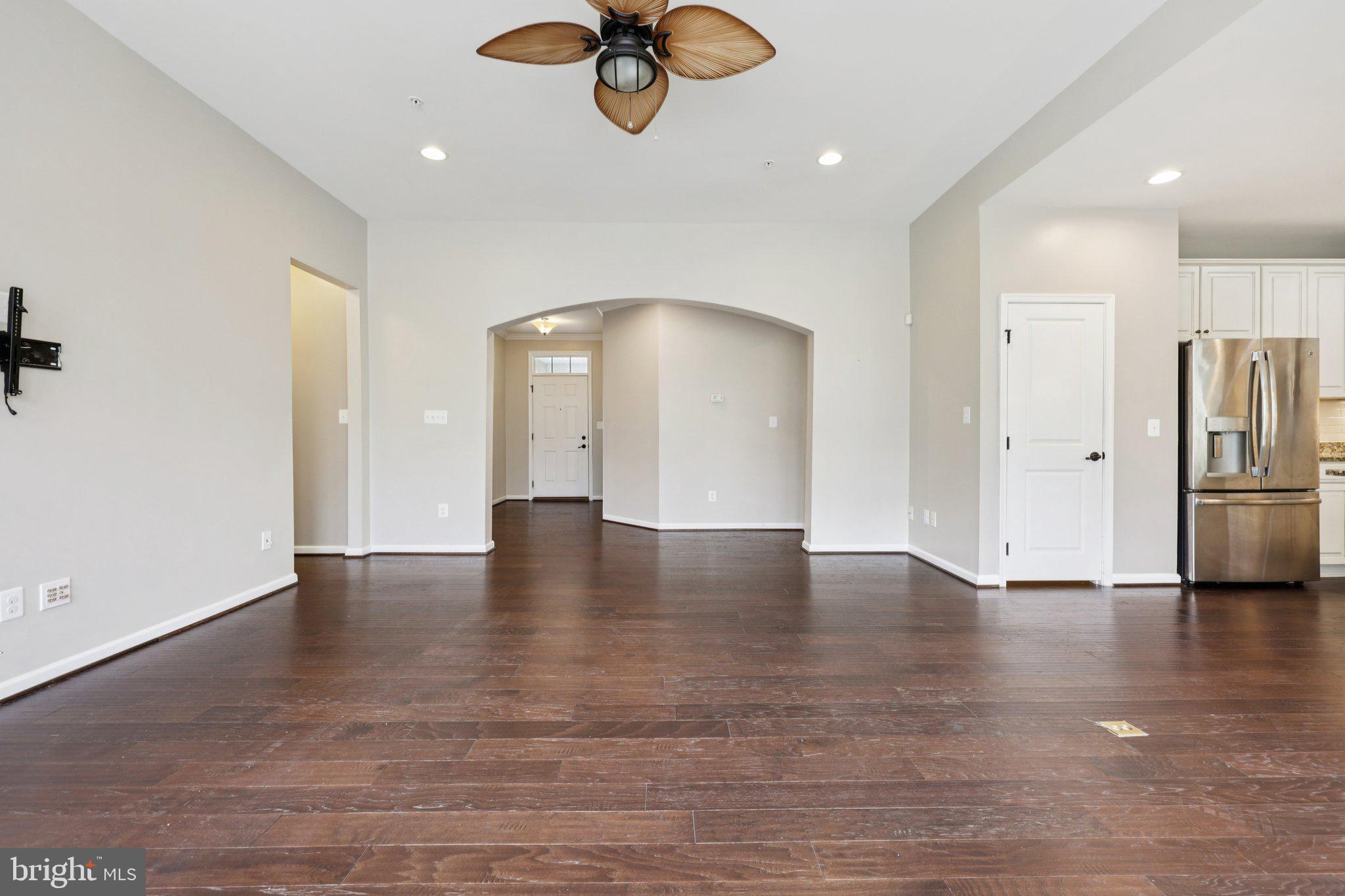 POTOMAC SHORES - Residential