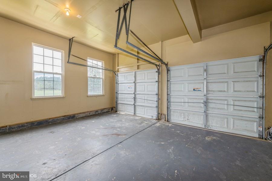 SHADOW HILLS - Residential