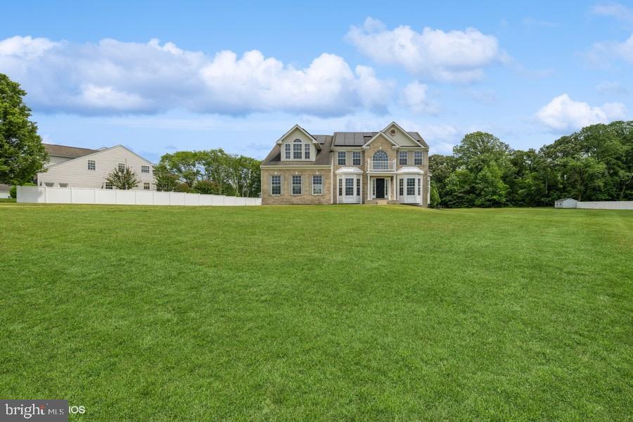 SHADOW HILLS - Residential