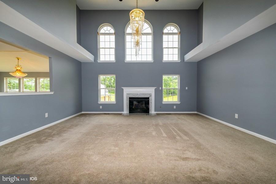 SHADOW HILLS - Residential