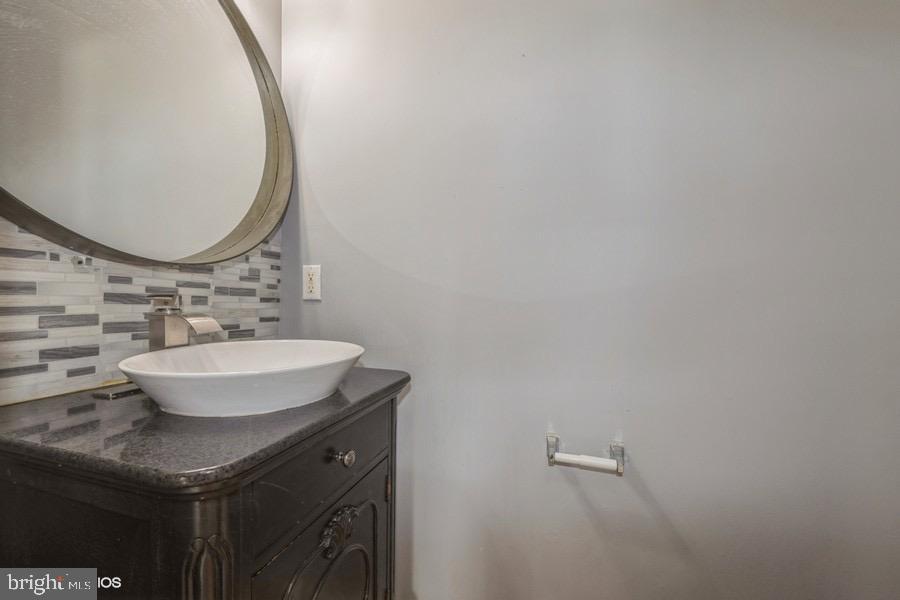 SHADOW HILLS - Residential