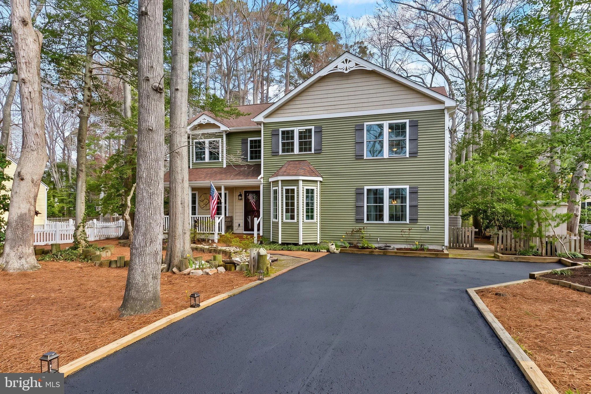 9 Columbia Avenue, Ocean View, DE 19970