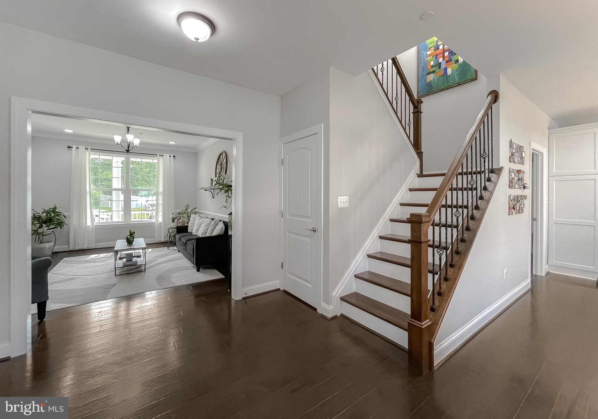 TWIN PONDS - Residential