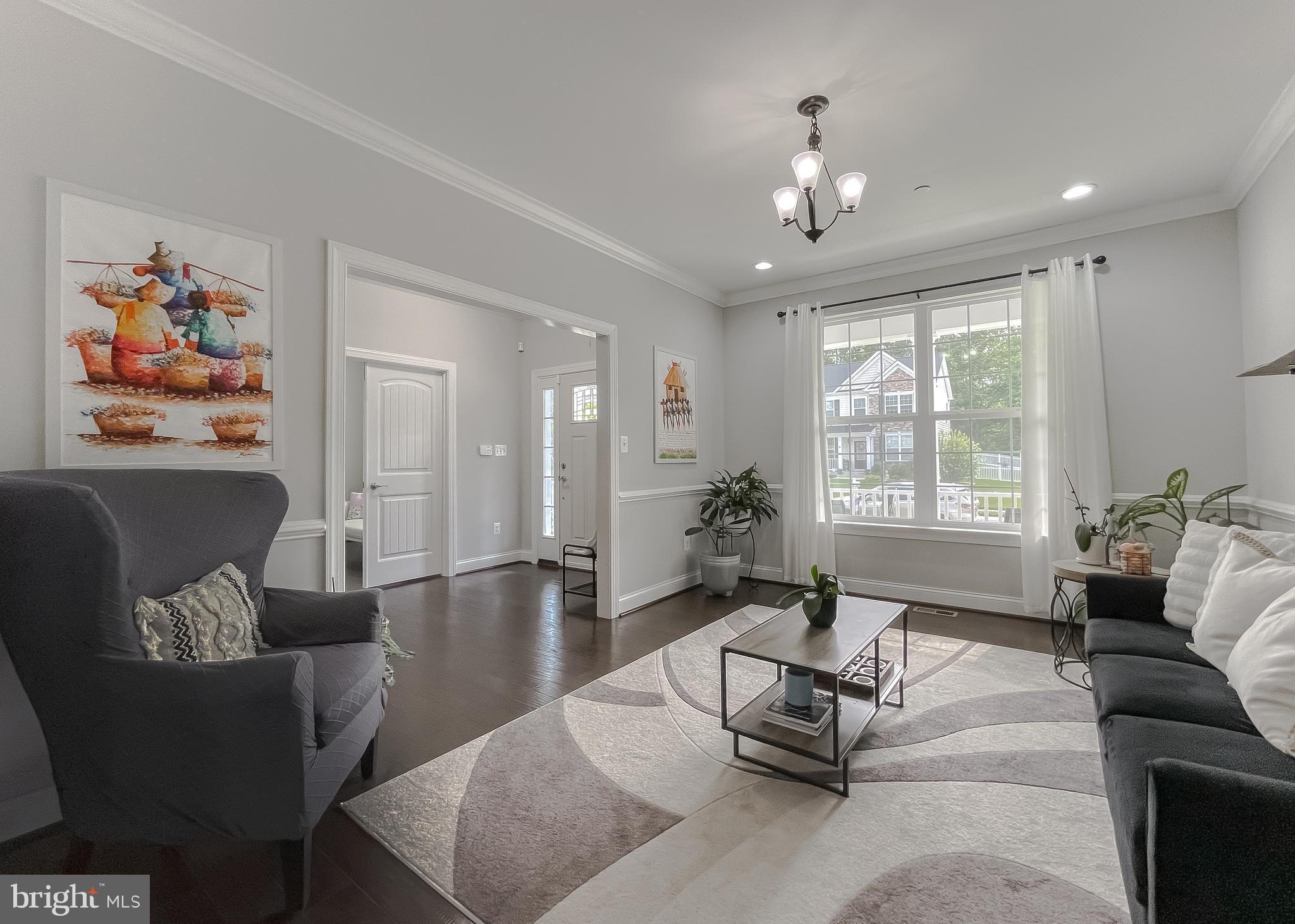 TWIN PONDS - Residential