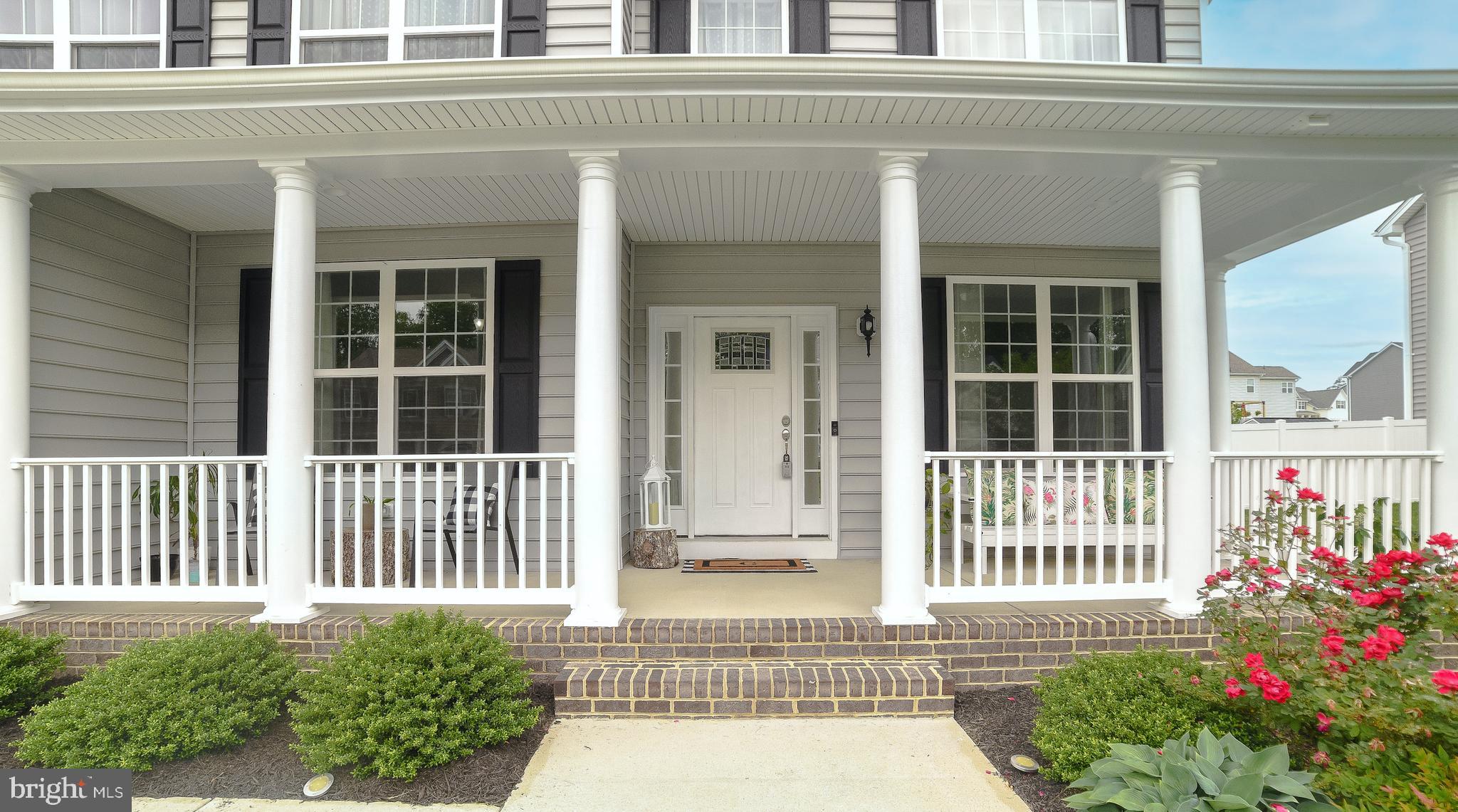 TWIN PONDS - Residential