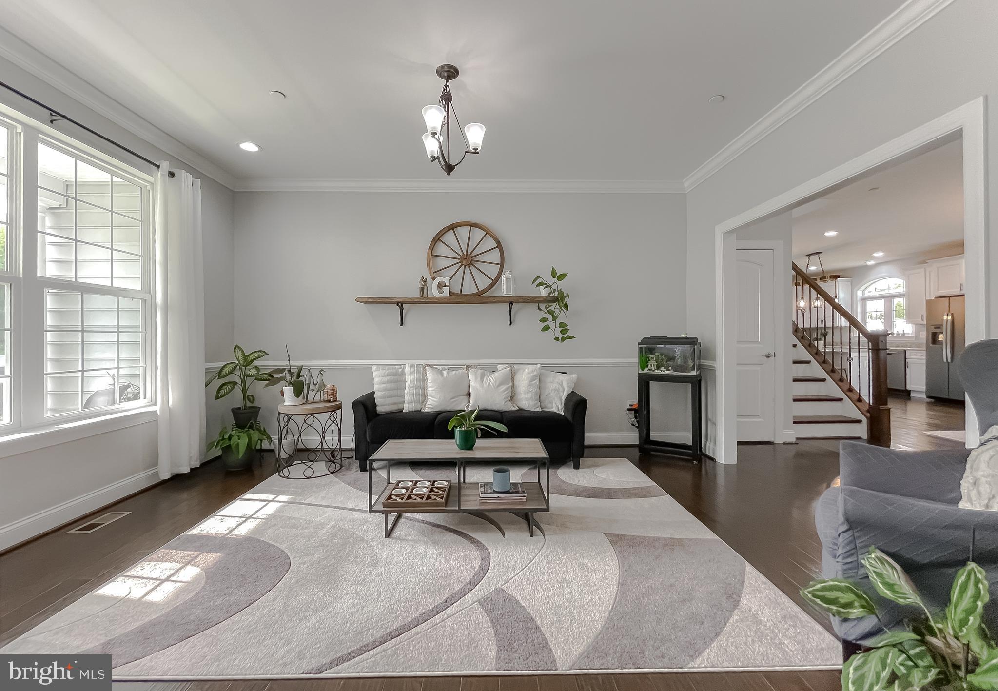 TWIN PONDS - Residential