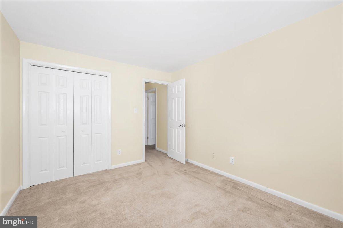 GLADE TOWN - Residential