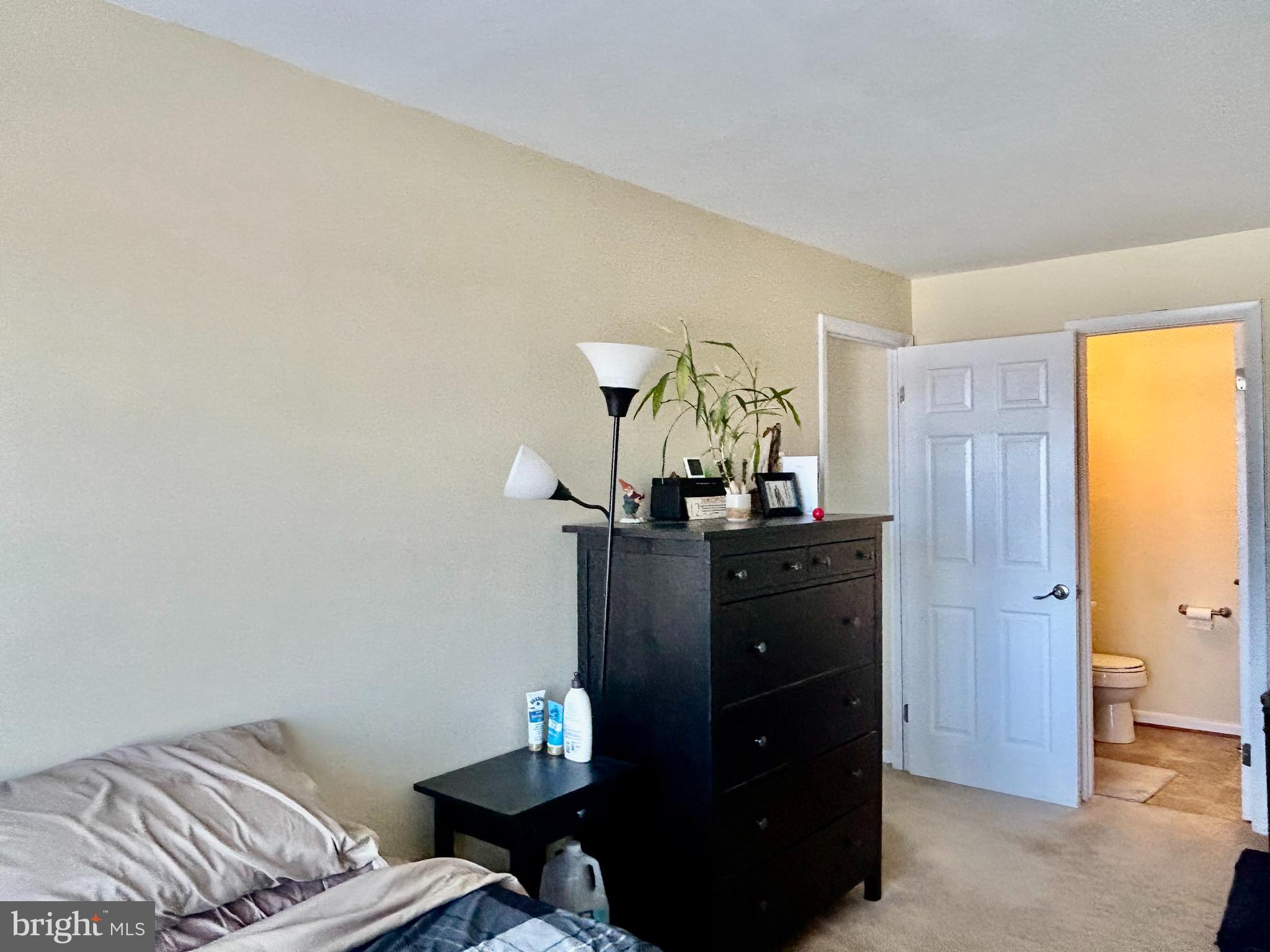 GLADE TOWN - Residential