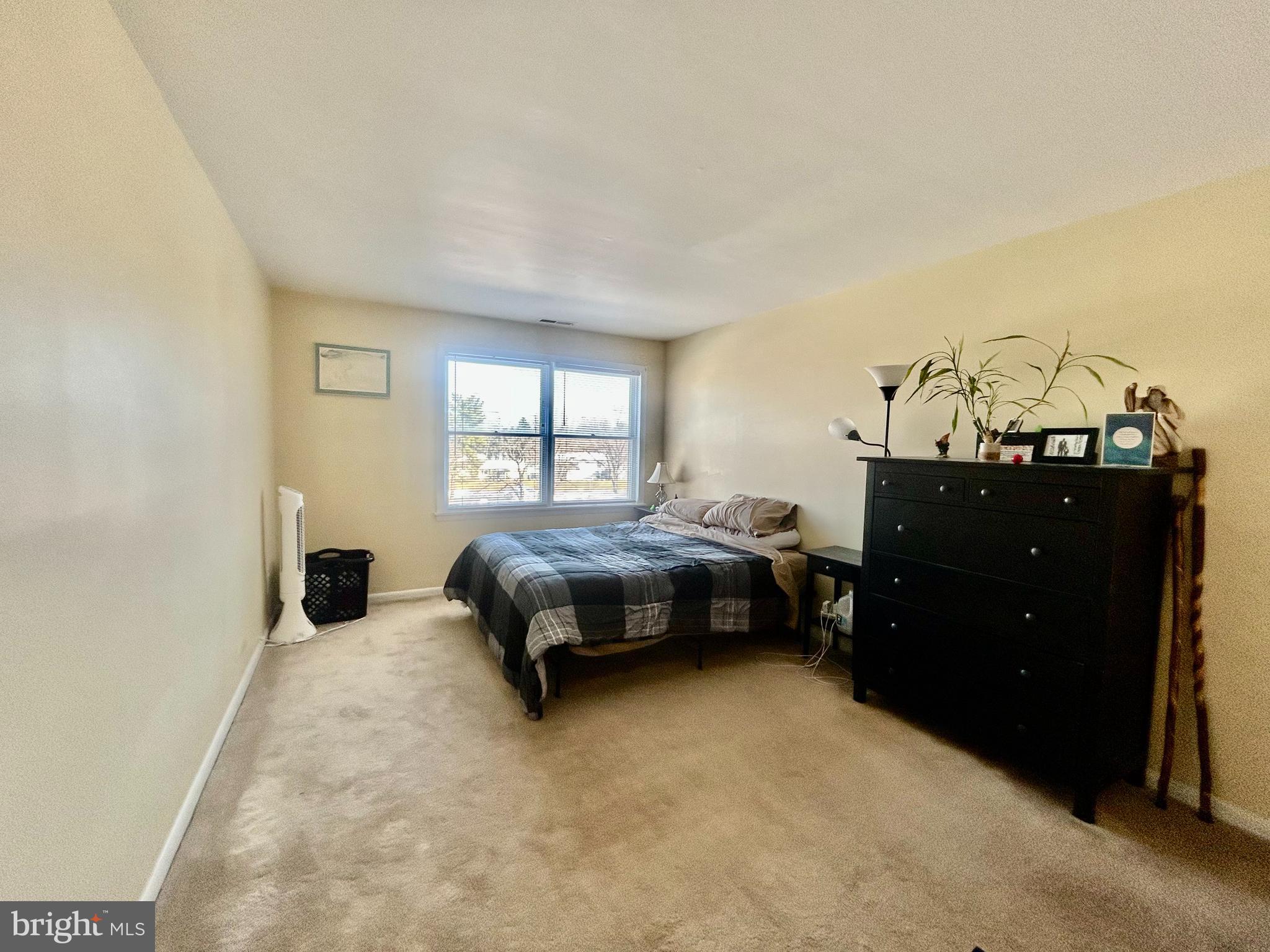 GLADE TOWN - Residential